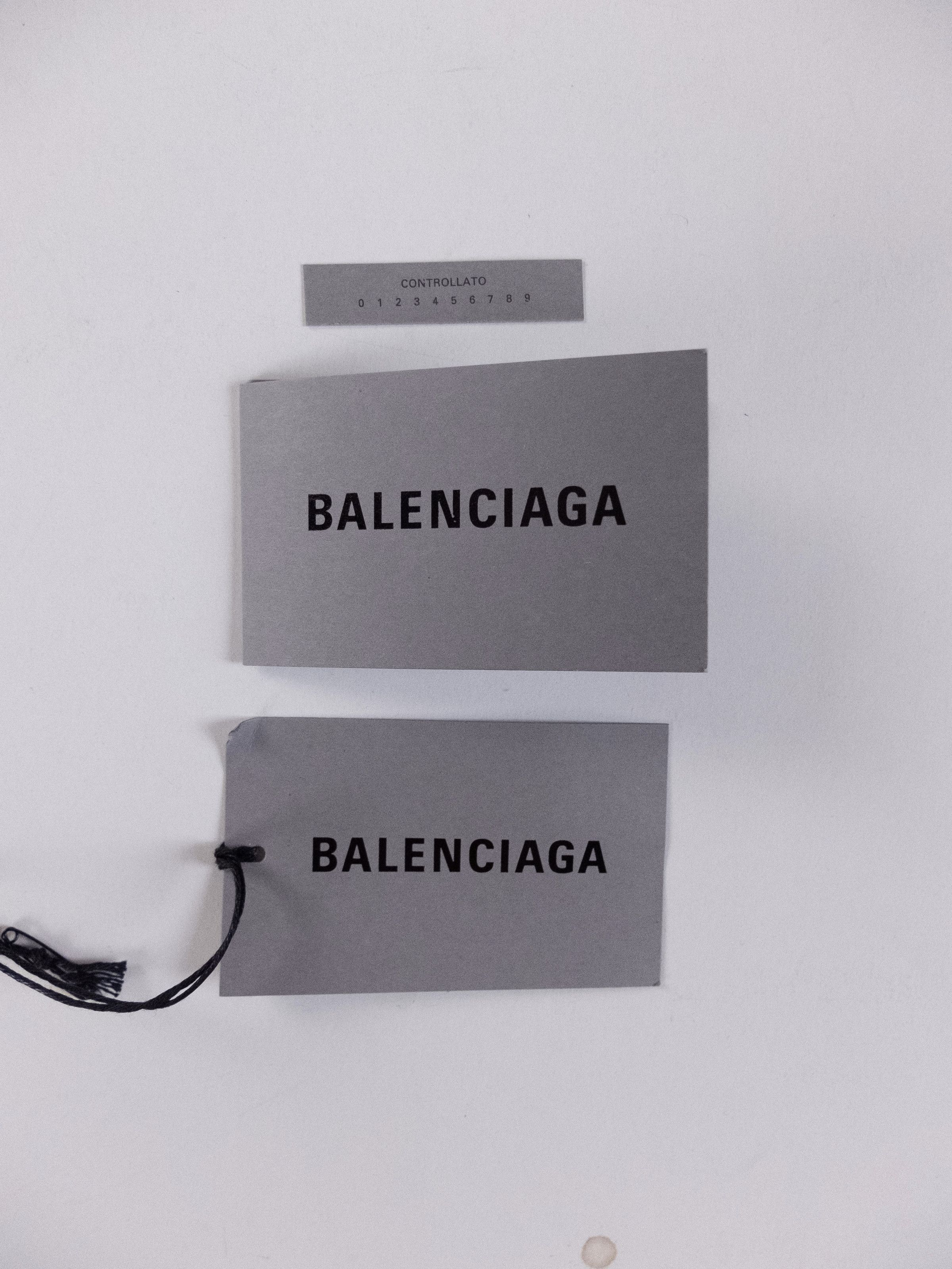 Balenciaga BALENCIAGA Le Cagole XS yellow leather chain shoulder bag Size ONE SIZE - 10 Thumbnail