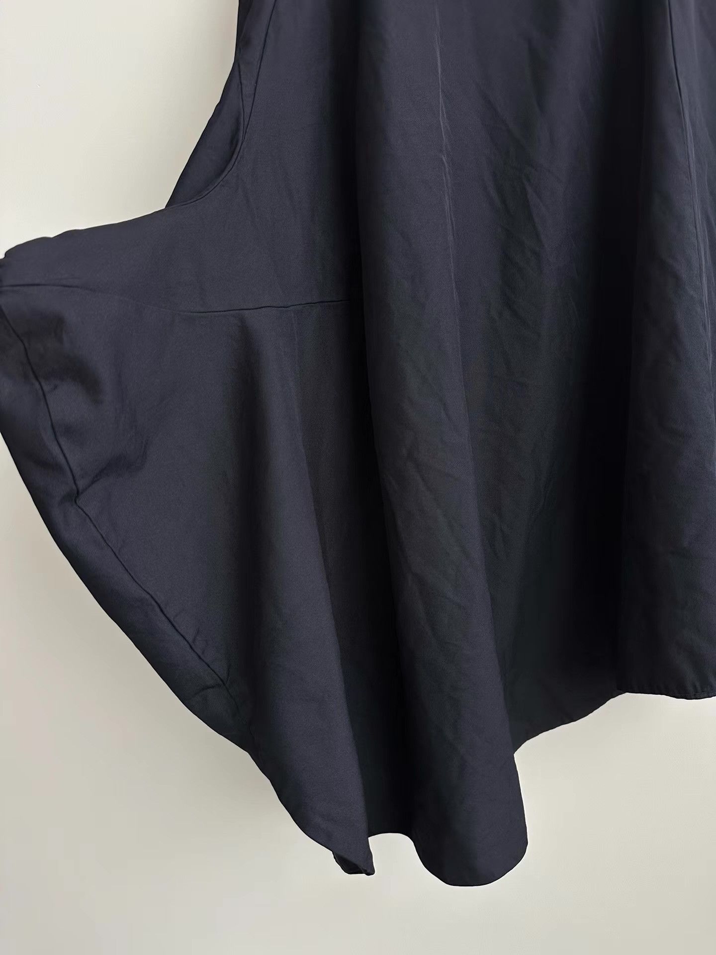 Comme des Garcons Comme des Garçons CDG Main Line Irregular Midi Skirt Ｑ24 Size 34" / US 12 / IT 48 - 4 Thumbnail