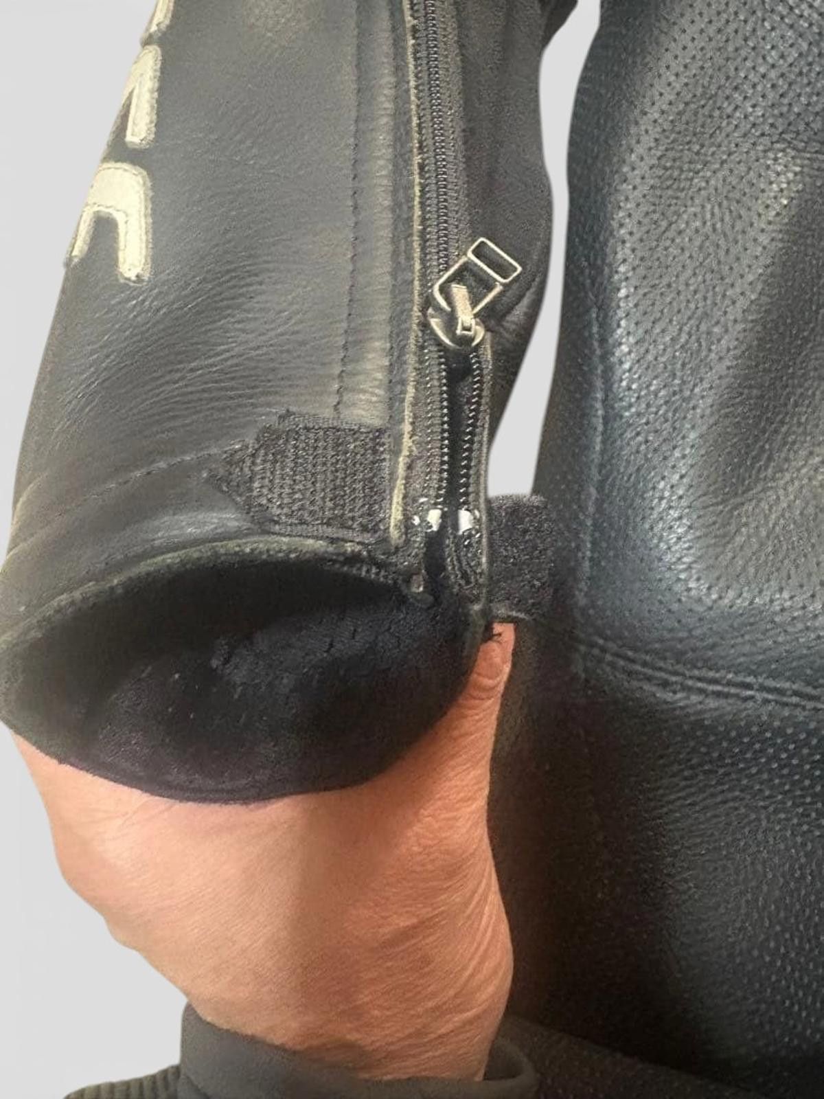 Dainese Dainese - Motorcycle & Powersports Racing Leather Suit Size Size ONE SIZE - 8 Thumbnail