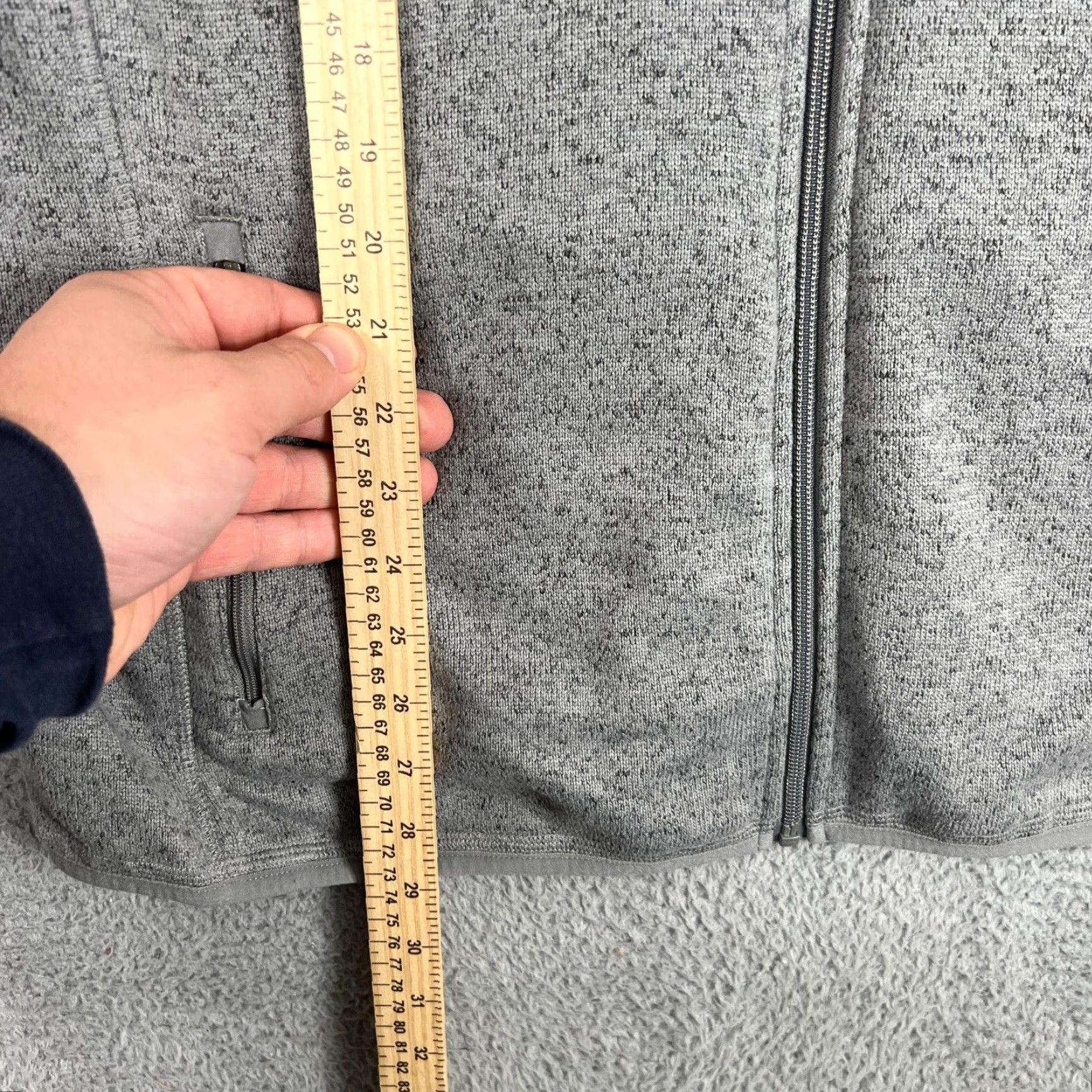 Southern Tide Southern Tide Vest Men's Size XL Gray Full Zip Pockets Front Logo Fleece Zip Stand-Up Collar Vest Style Logo Accents Navy? Size US XL / EU 56 / 4 - 2 Thumbnail