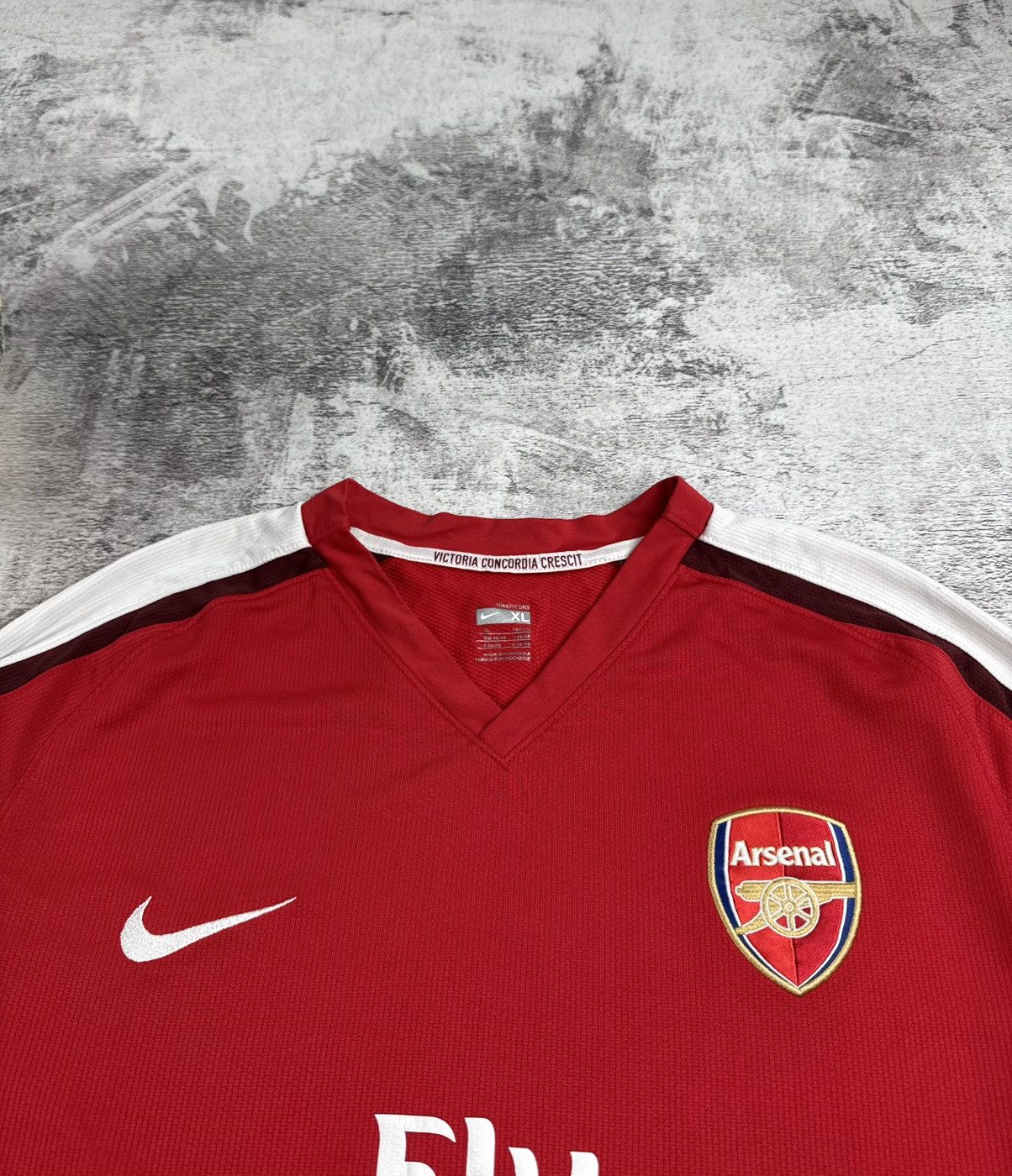Nike Vintage Arsenal London Nike Red 2008/2010 Soccer Football XL T Shirt Jersey Kit Size US XL / EU 56 / 4 - 8 Thumbnail