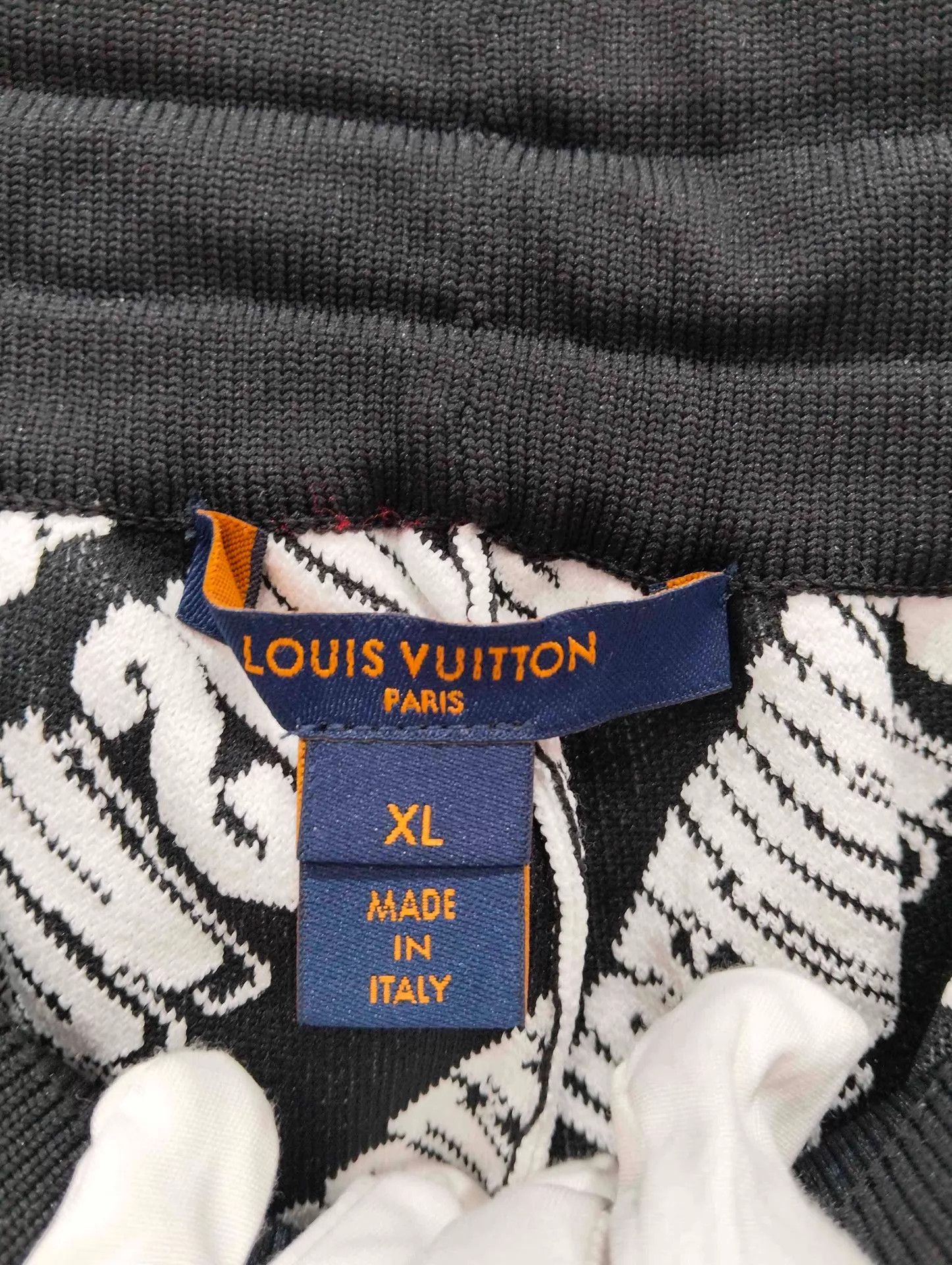 Louis Vuitton Louis Vuitton Monogram Jacquard Drawstring Pants XL Size 30" / US 8 / IT 44 - 4 Thumbnail