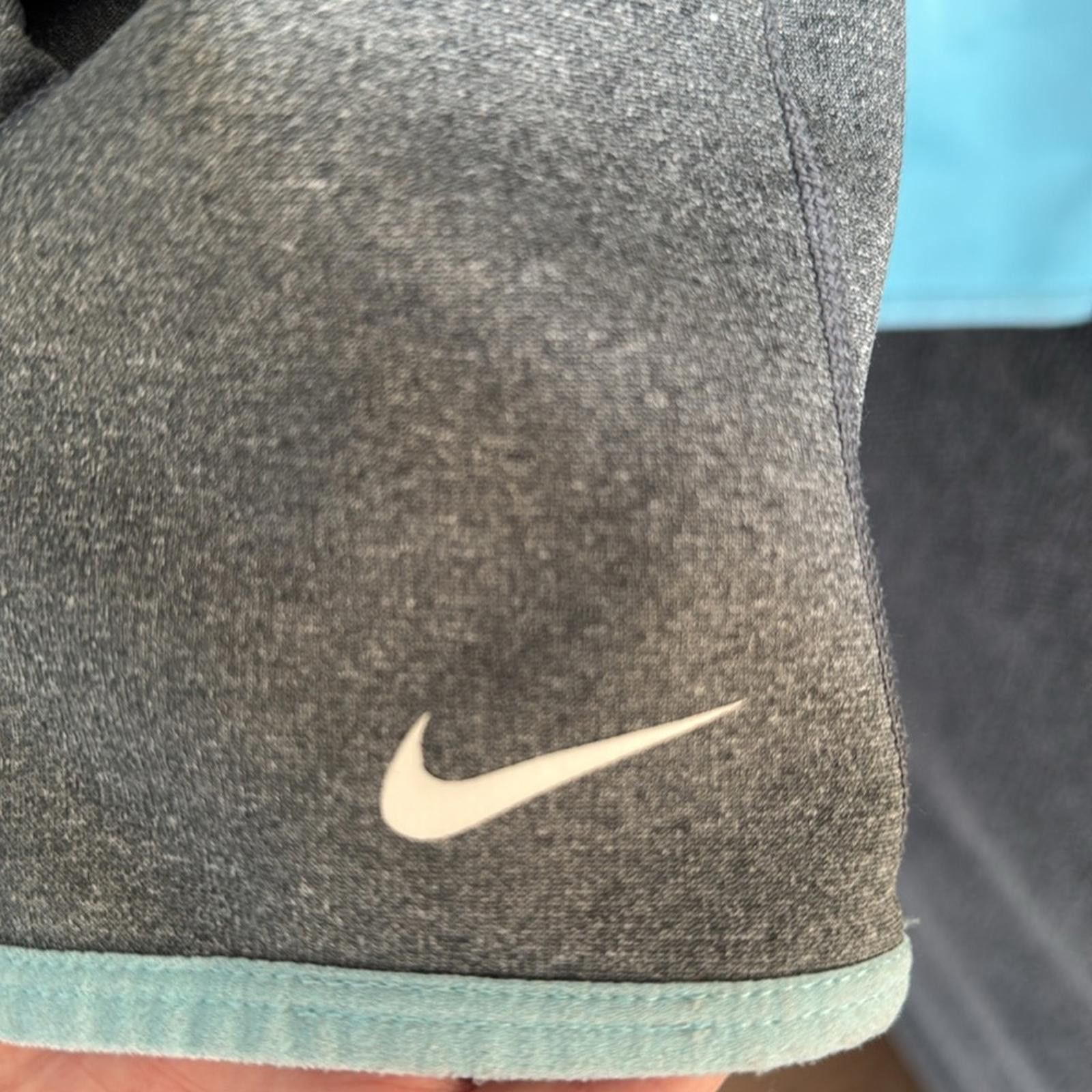 Nike Nike| Therma Fit Hoodie Size M / US 6-8 / IT 42-44 - 3 Thumbnail