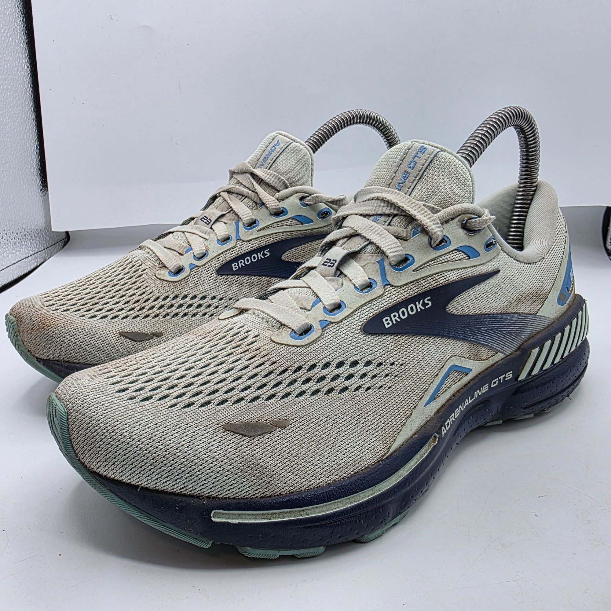 Brooks Brooks Adrenaline GTS 23 Womens Size 7.5 Running Shoes Gray Size US 7.5 / IT 37.5 - 4 Thumbnail