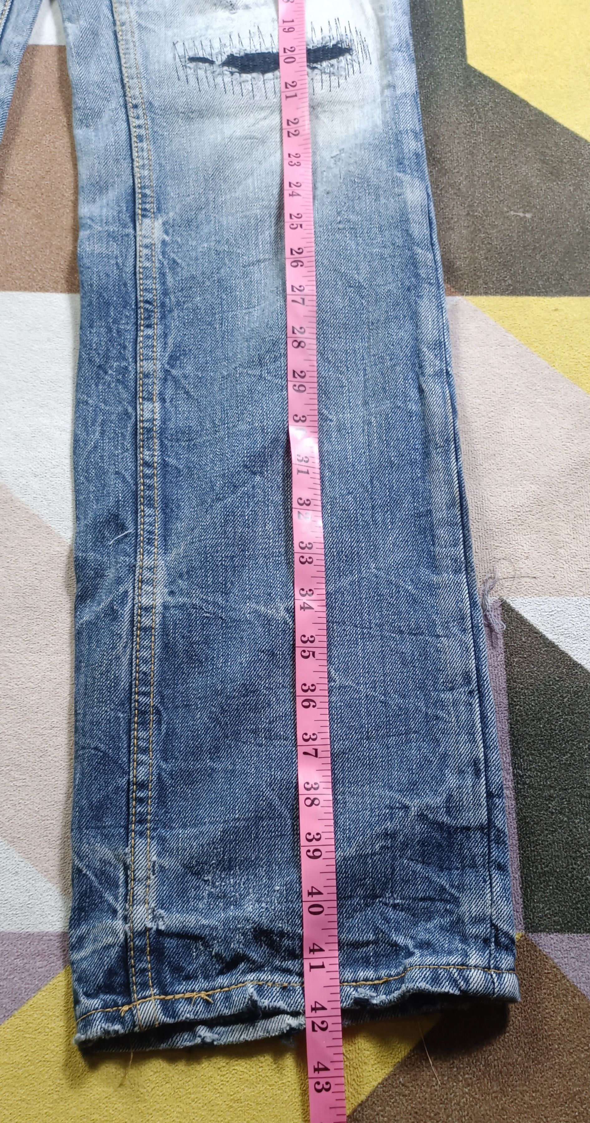 If Six Was Nine × Japanese Brand Army Of no! Honeycomb Distressed Jeans Size US 31 - 18 Thumbnail