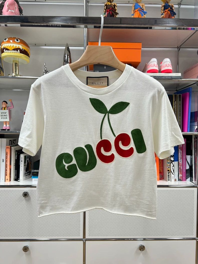 Gucci Gucci White Embroidered Cherry Short Sleeve T-Shirt-dmc Size US XS / EU 42 / 0 - 1 Thumbnail