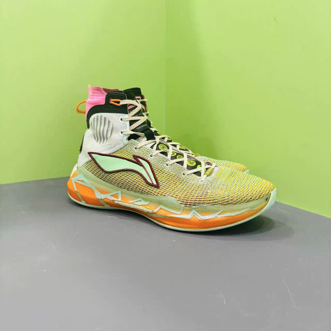 Li-Ning Li-Ning Yu Shuai 14 "Crystal" K15 Size US 11 / EU 44 - 3 Thumbnail
