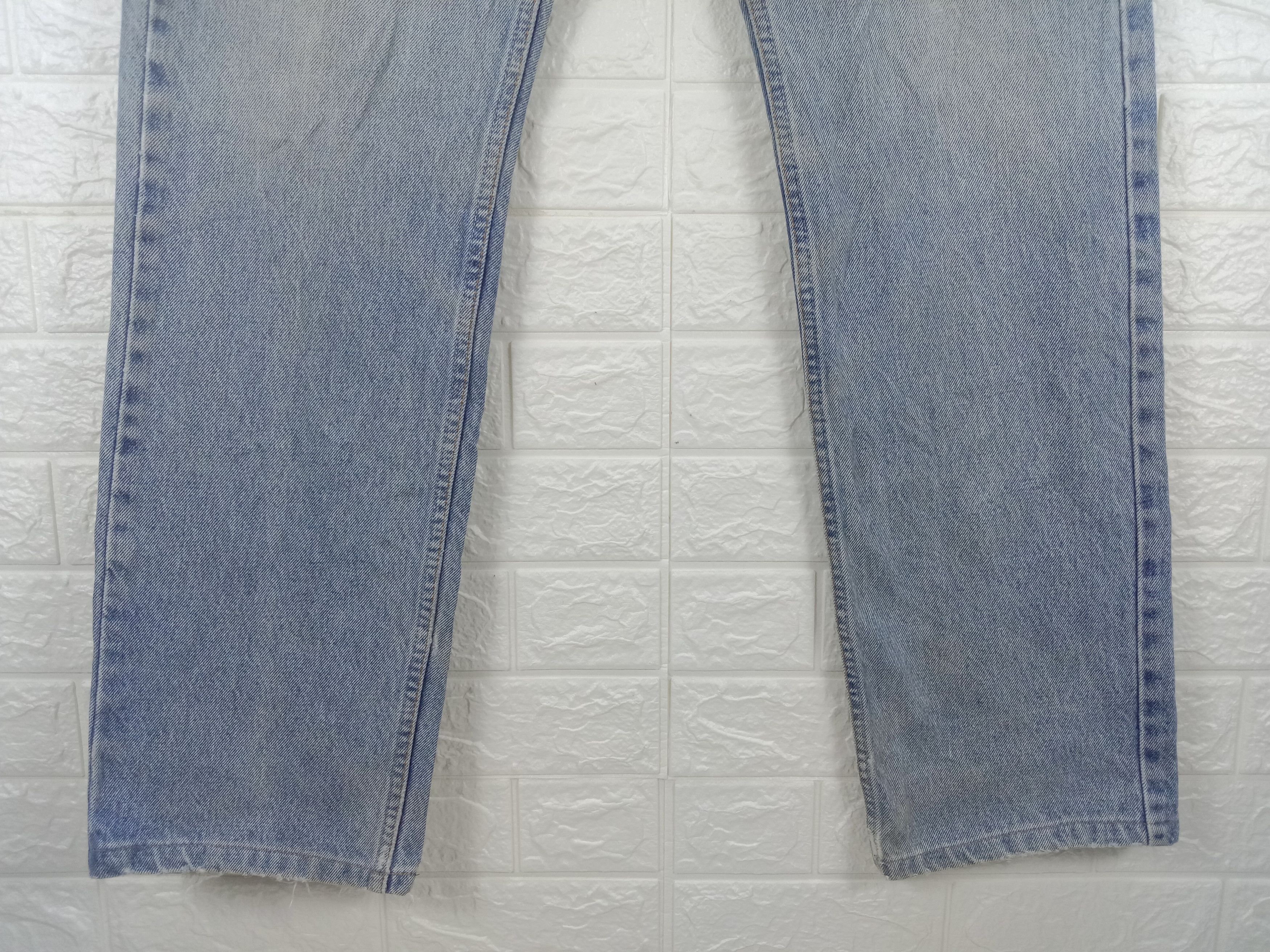 Levi's Vintage Levi's 505 Light Wash Jeans Size US 33 - 4 Thumbnail
