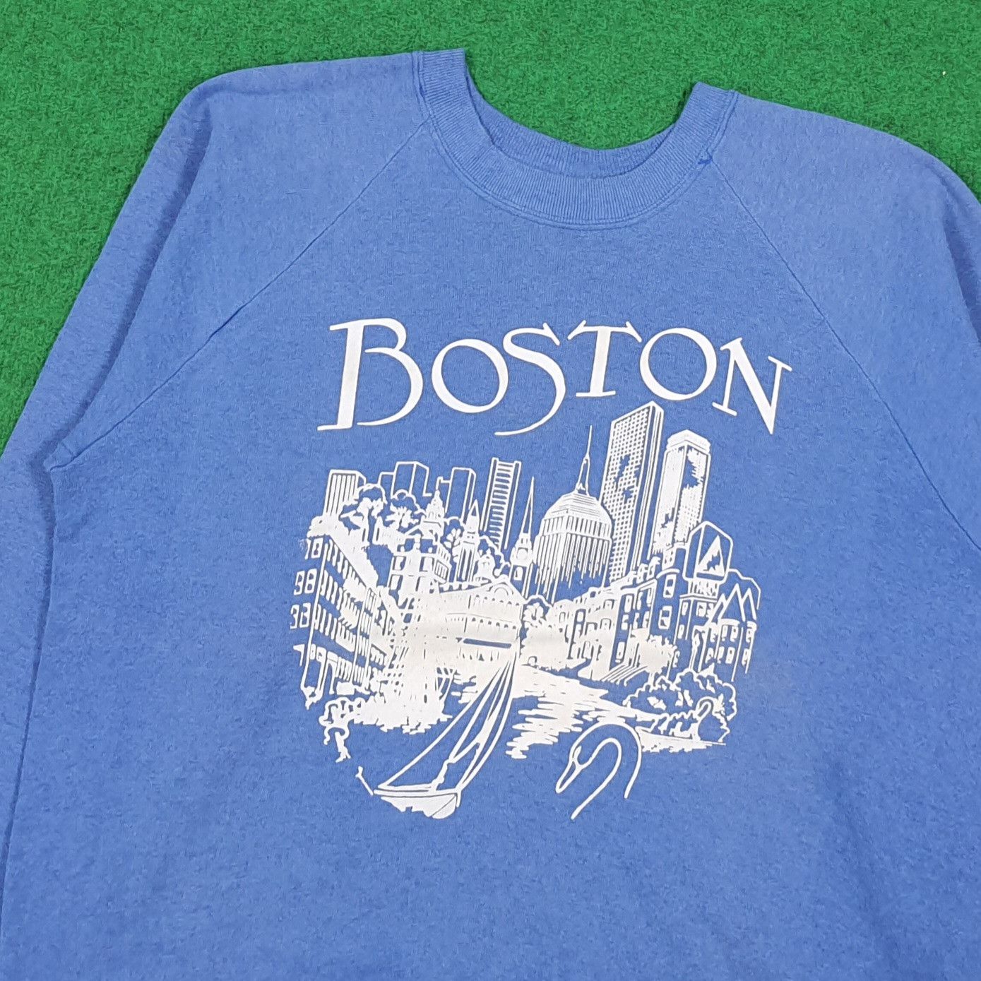 Fruit Of The Loom Vintage 90s Boston Skyline Sweatshirt Raglan C279N24 Size US M / EU 48-50 / 2 - 2 Thumbnail