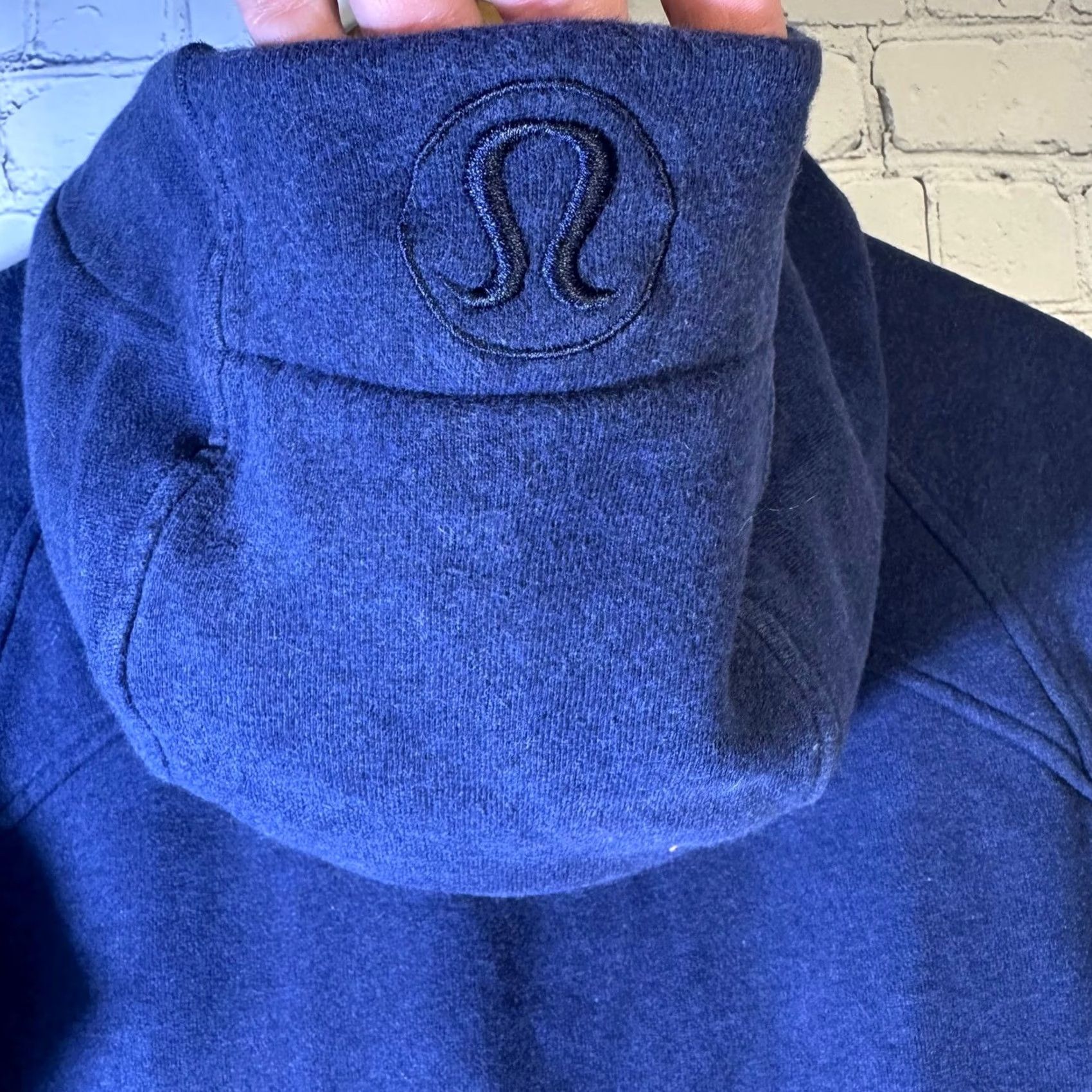 Lululemon VINTAGE? No. Size M / US 6-8 / IT 42-44 - 4 Thumbnail
