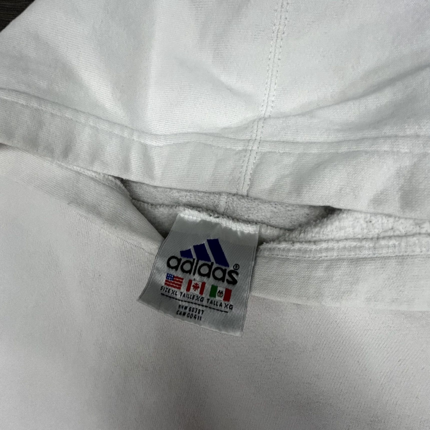 Adidas VINTAGE adidas Hoodie Mens XL White 3-Stripes Sweatshirt Pullover Size US XL / EU 56 / 4 - 6 Thumbnail