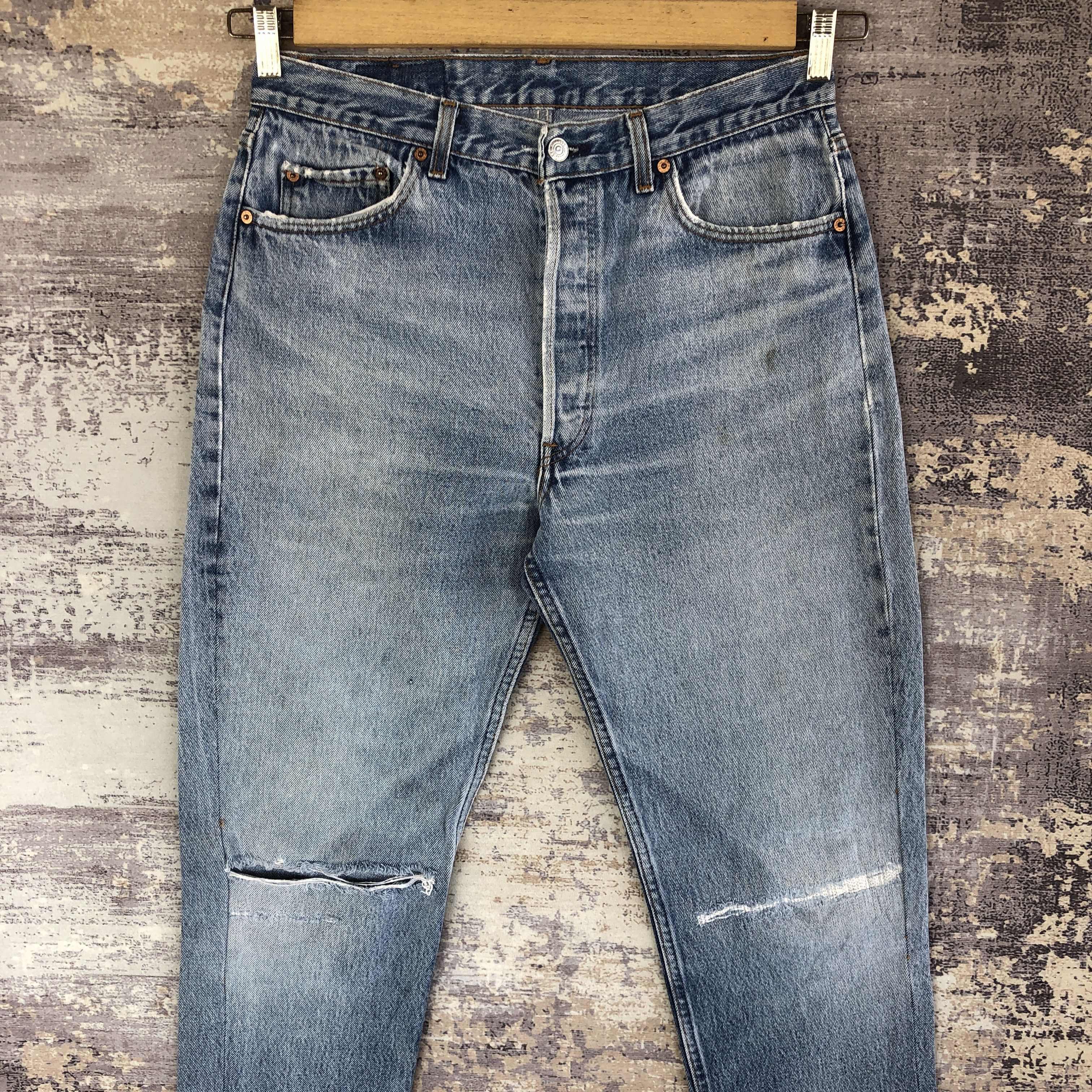 Levi's Vintage Levis 501 Distressed Sun Faded Jeans Levi's Denim Size US 32 / EU 48 - 2 Thumbnail