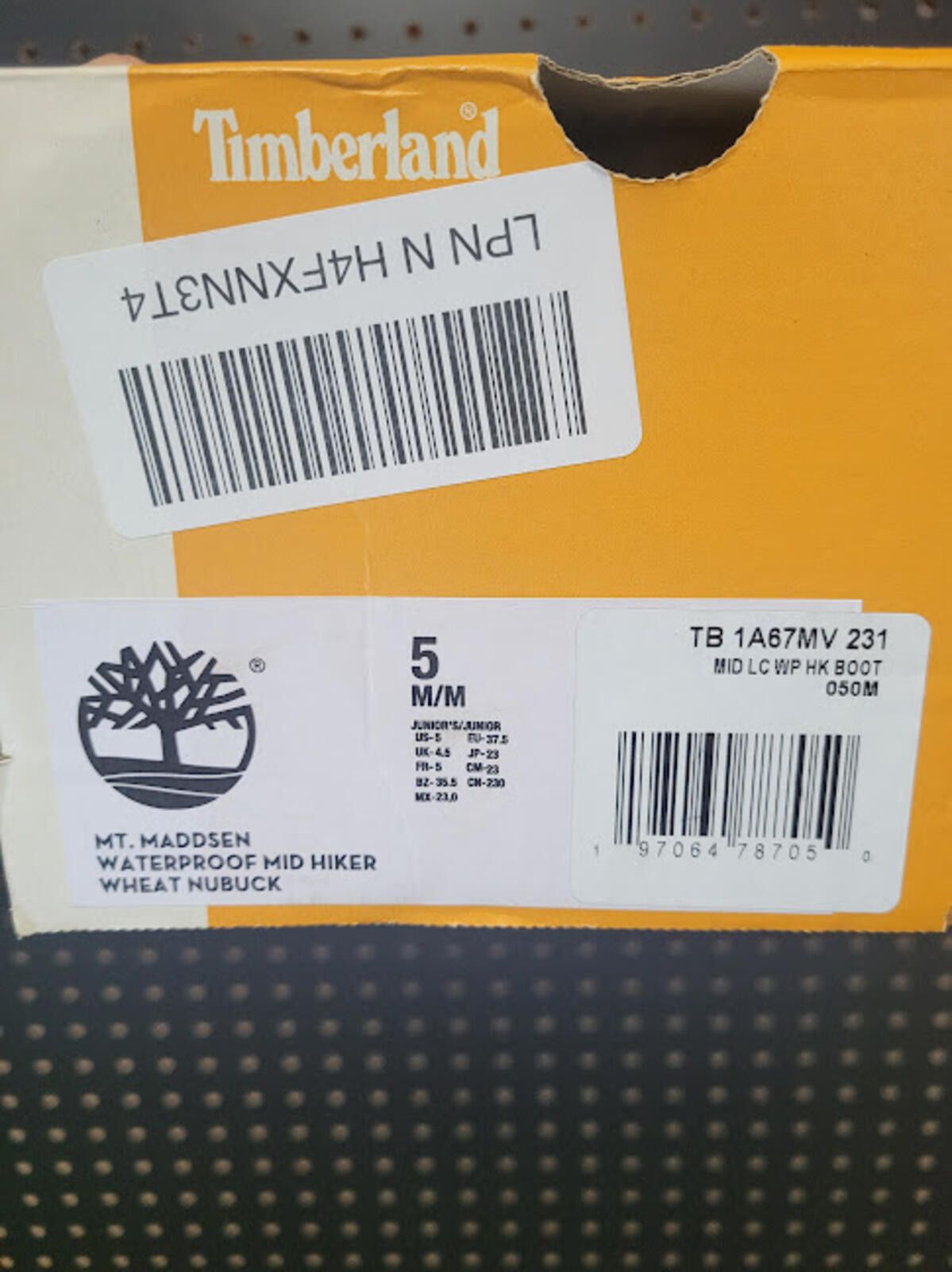 Timberland Timberland Rugged Outdoor Boots - Boys size 5 Size US 5 / EU 37 - 9 Thumbnail