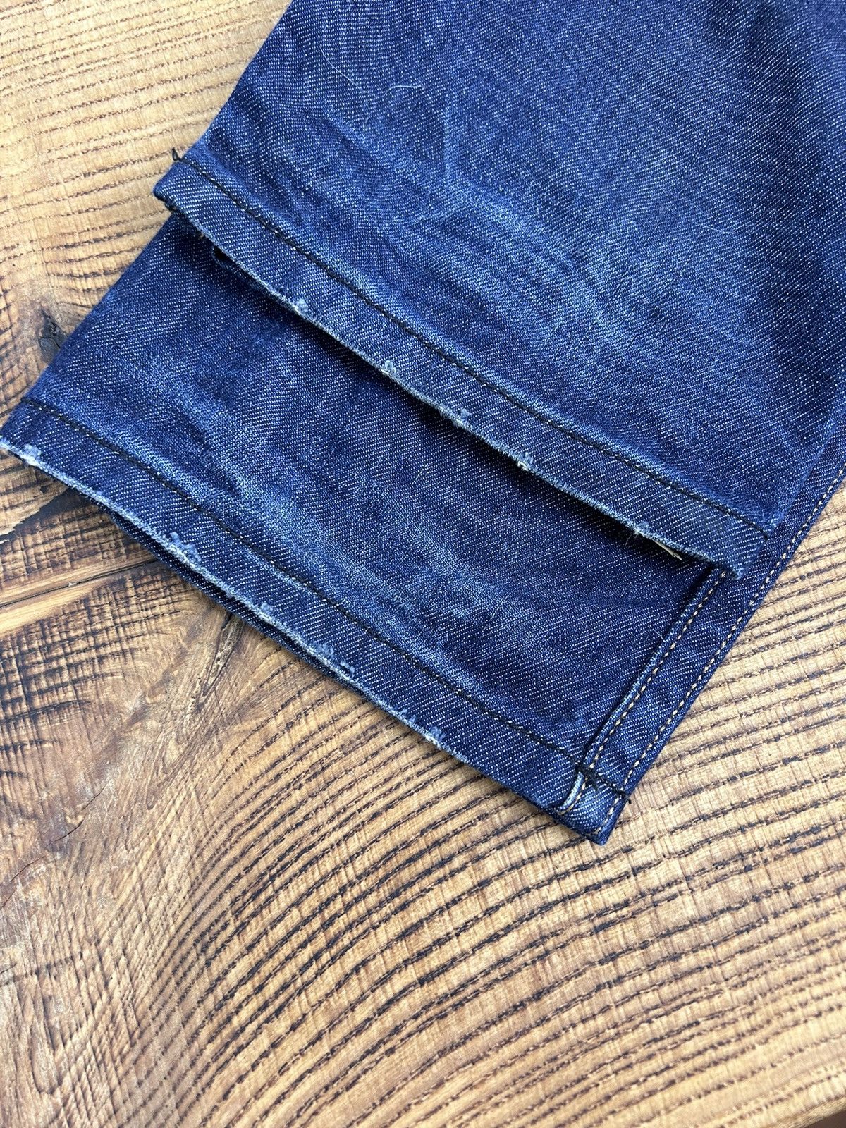 Diesel Diesel Braddom 0806W Regular Slim Carrot Jeans In Size 31/32 Size US 31 - 10 Thumbnail