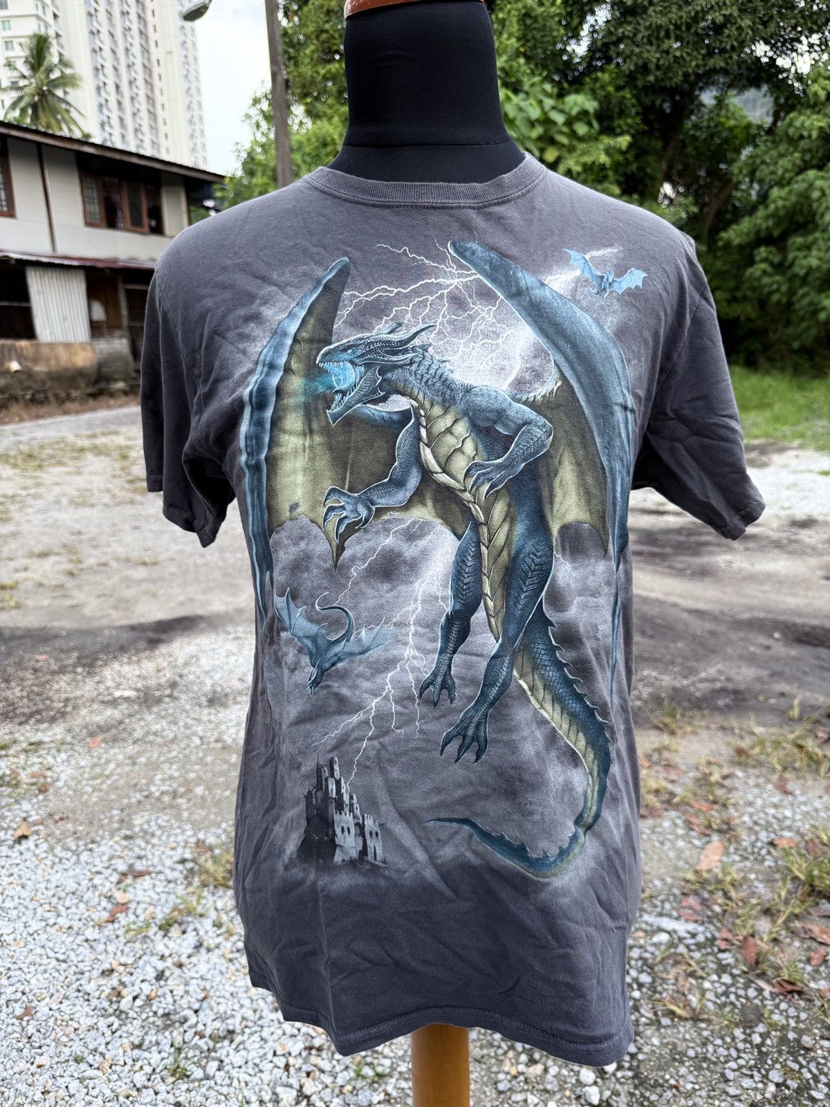 Vintage Dragon tshirt vintage Size US M / EU 48-50 / 2 - 1 Thumbnail