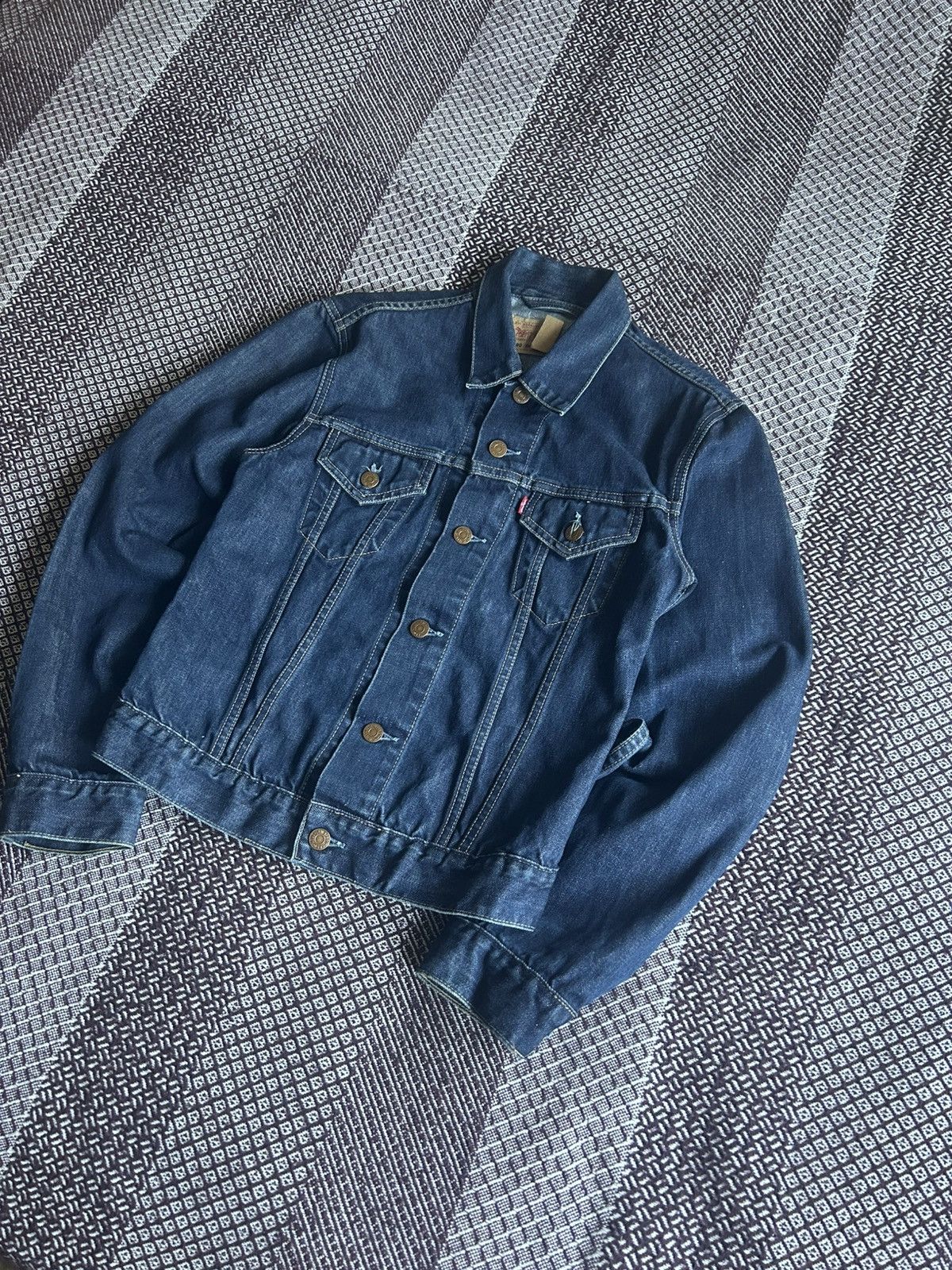 Levi's Vintage Levis Denim Jacket Streetwear Style Women Size M Size M / US 6-8 / IT 42-44 - 2 Thumbnail