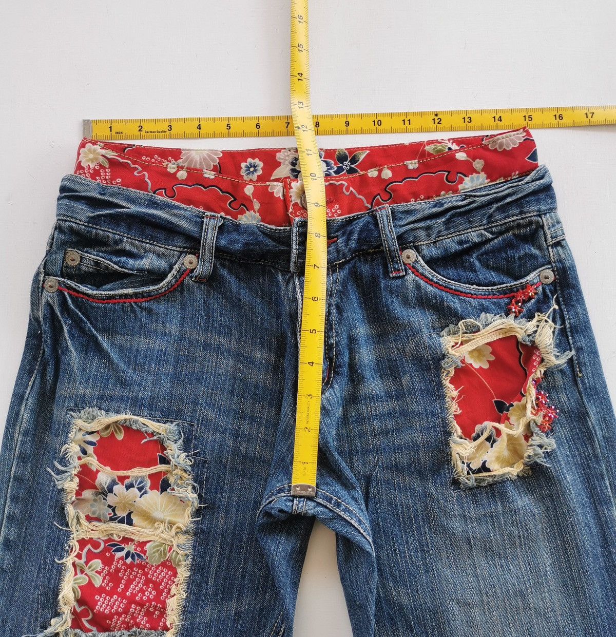 Japanese Brand Unbrand Double Waist Red Flowers Denim Jeans Size US 30 / EU 46 - 11 Thumbnail