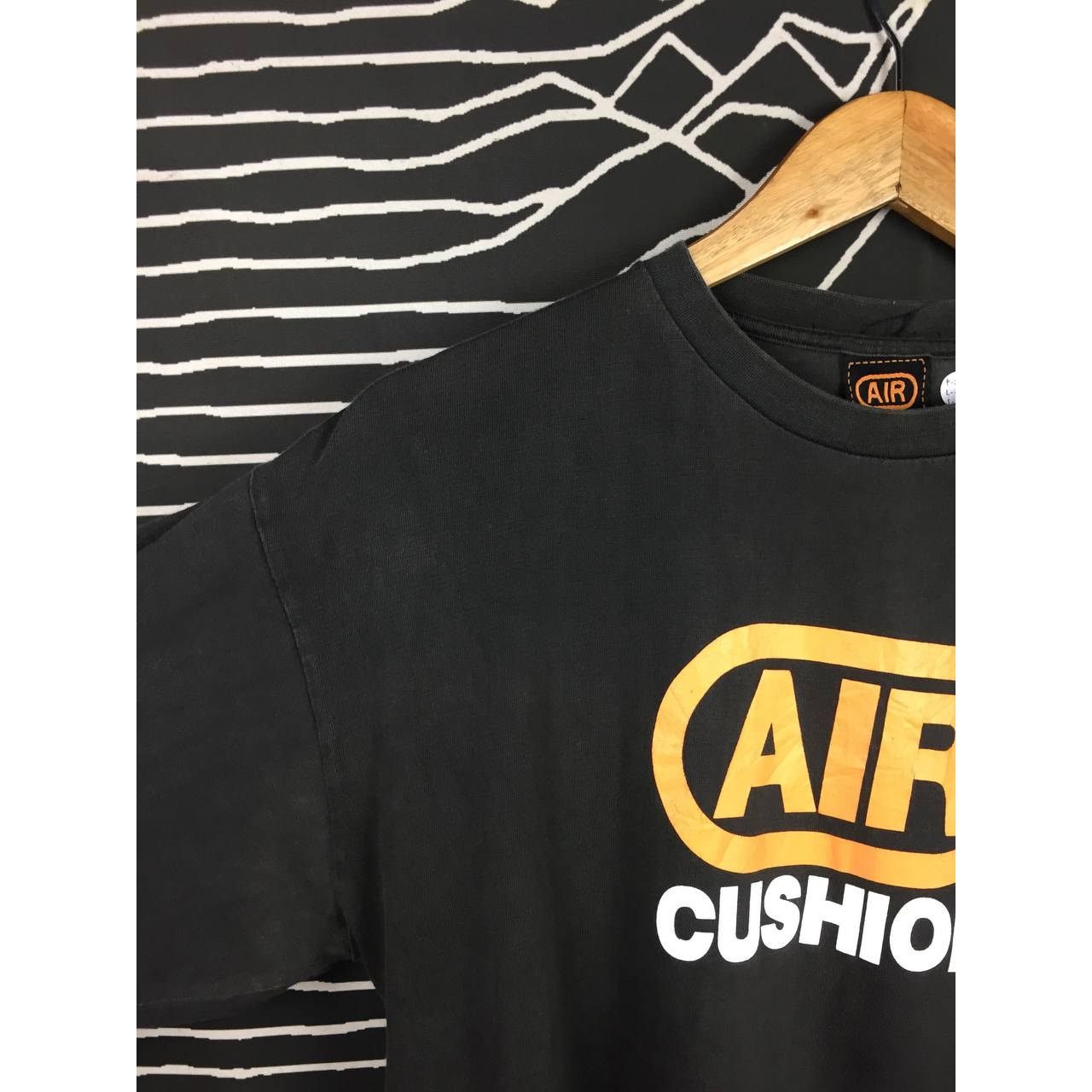 Japanese Brand Vtg G.T. Hawkins Air Cushion Big Logo Longsleeve Tee Size US L / EU 52-54 / 3 - 4 Thumbnail