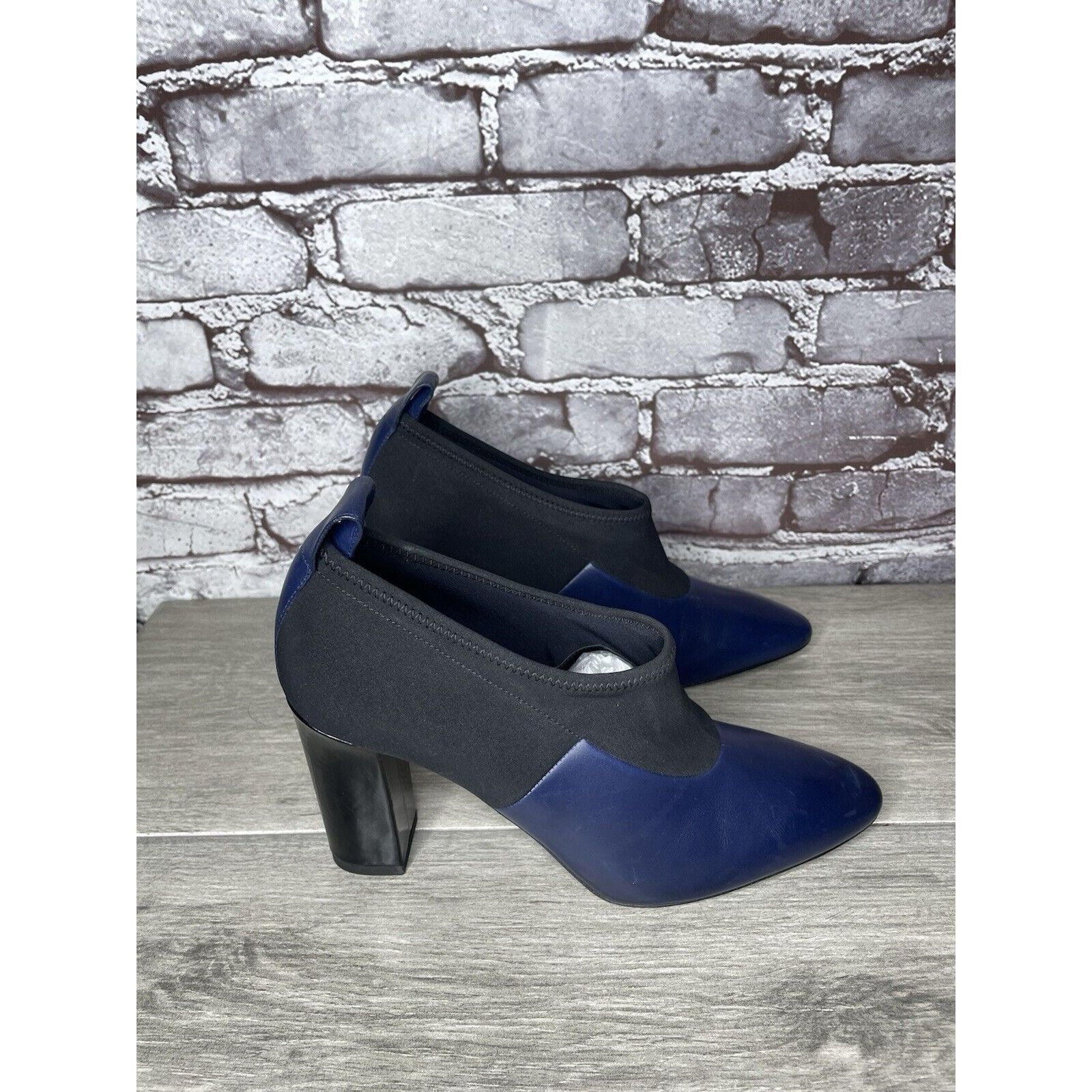 Other Via Spiga Midnight Navy Blue Leather Black Fabric Heels Wome Size US 8.5 / IT 38.5 - 21 Thumbnail