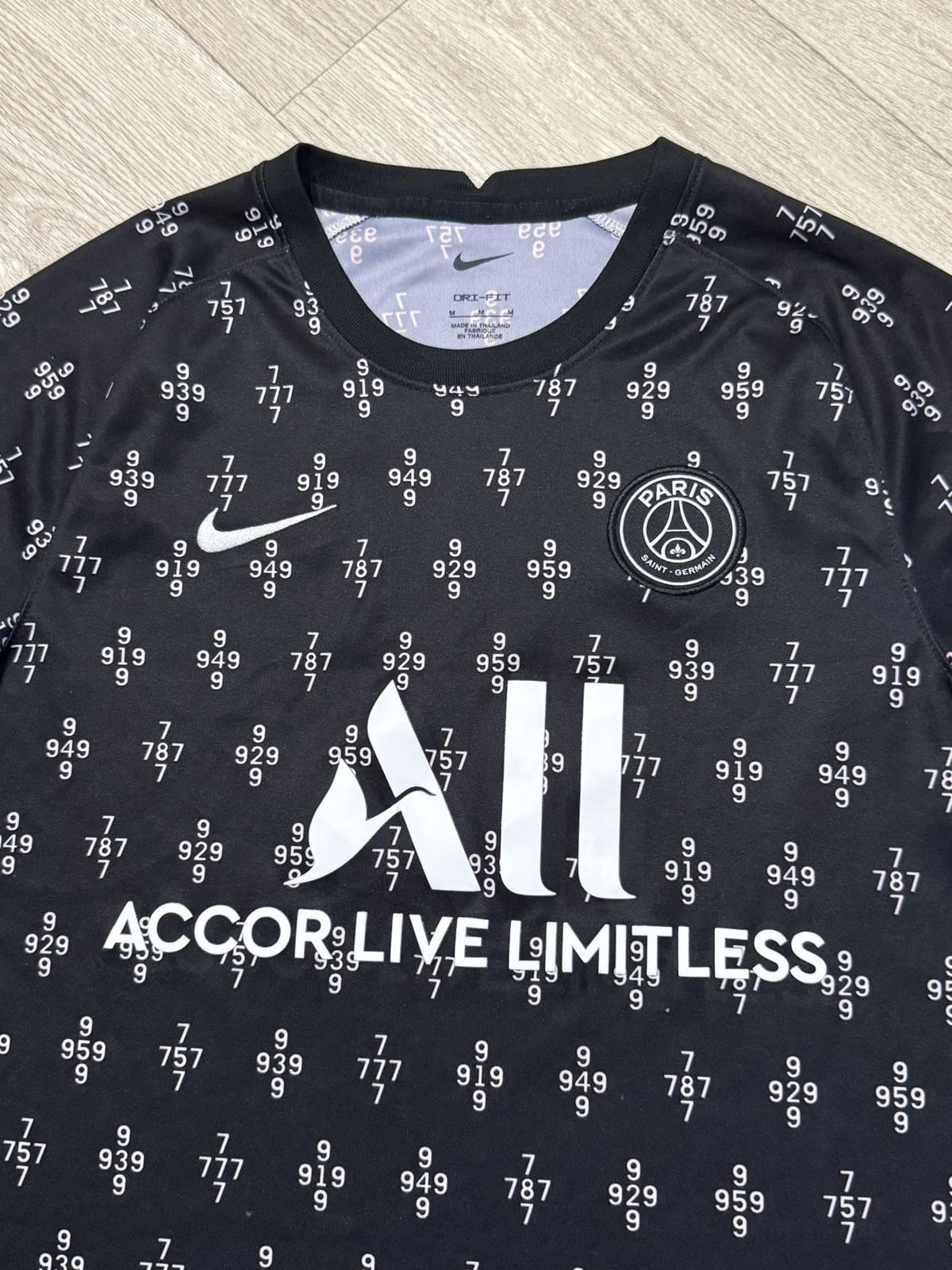 Nike 🔷Nike PSG Paris Saint-Germain 2021/22 Soccer jersey🔷 Size US M / EU 48-50 / 2 - 3 Thumbnail