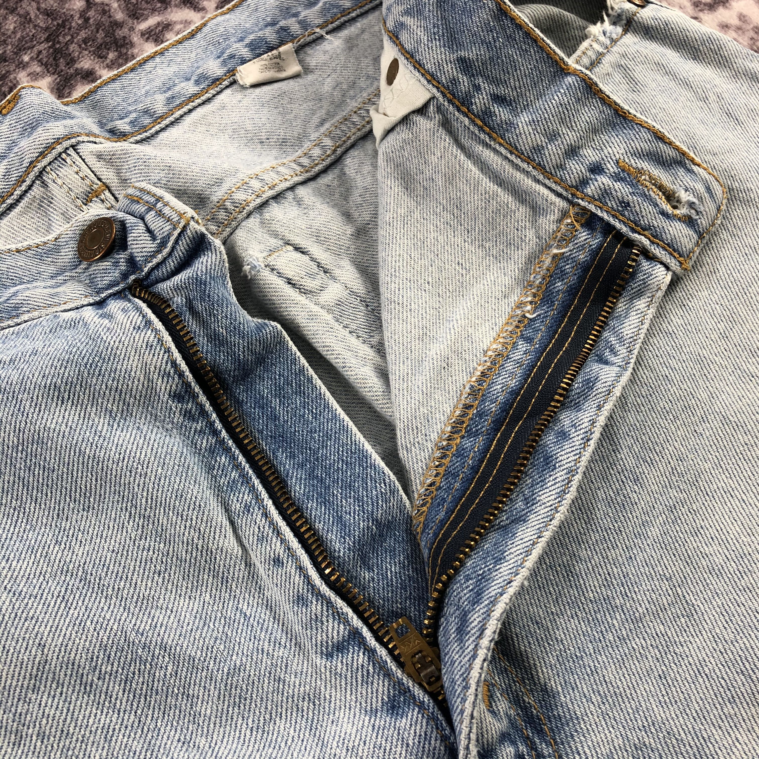 Levi's × Vintage 90s Vintage Light Wash Levis 540 Jeans-JM3096 Size US 37 - 13 Thumbnail