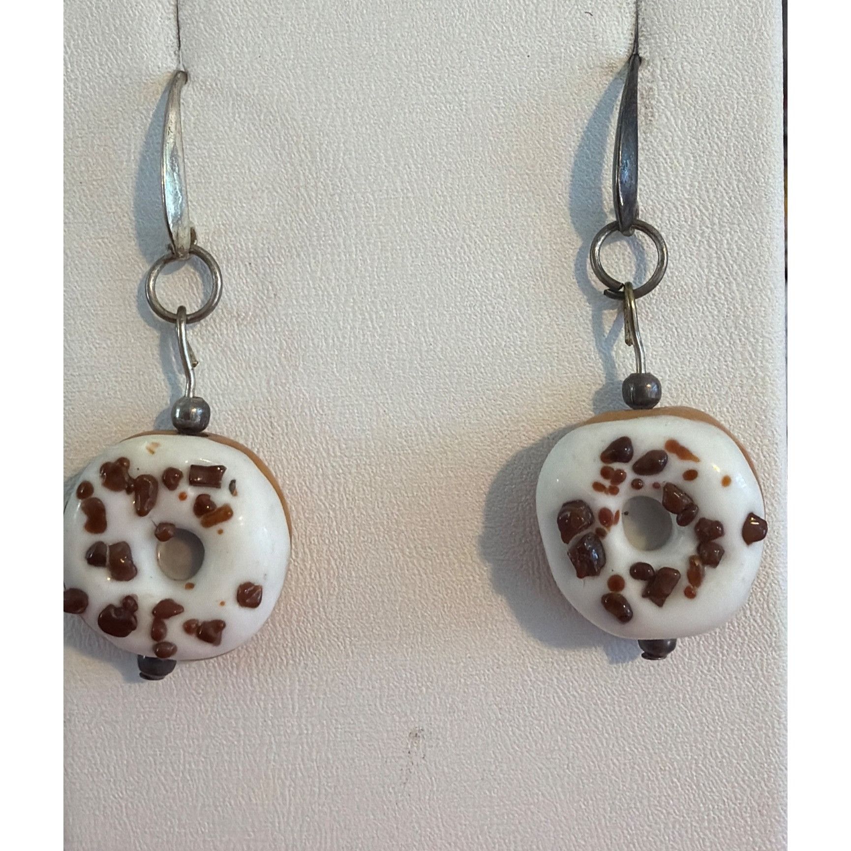 Other Silver Tone Glass Chocolate Sprinkled Donut Earrings Dangle Size ONE SIZE - 1 Thumbnail