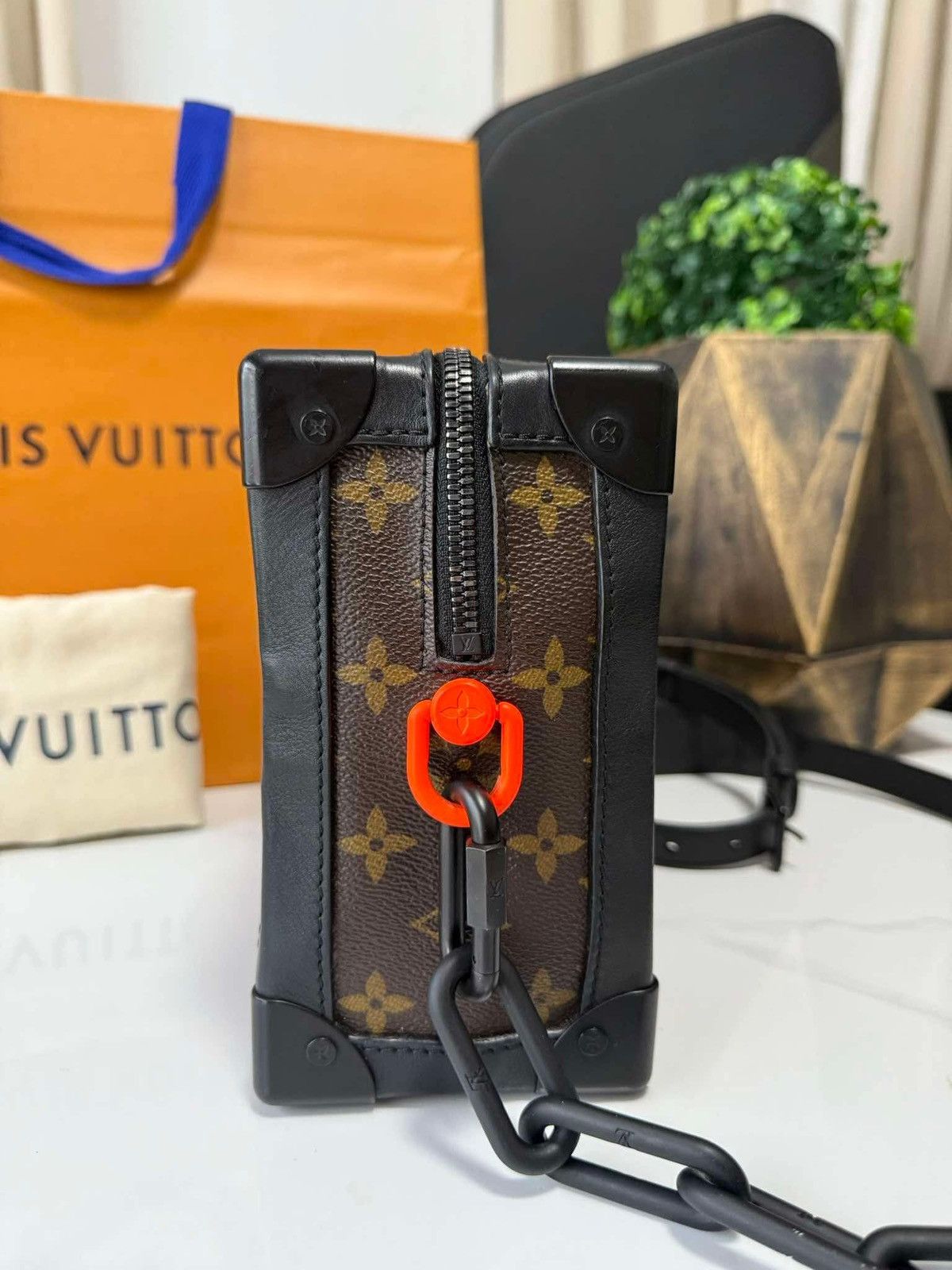 Louis Vuitton Louis Vuitton Soft Trunk Size ONE SIZE - 8 Thumbnail