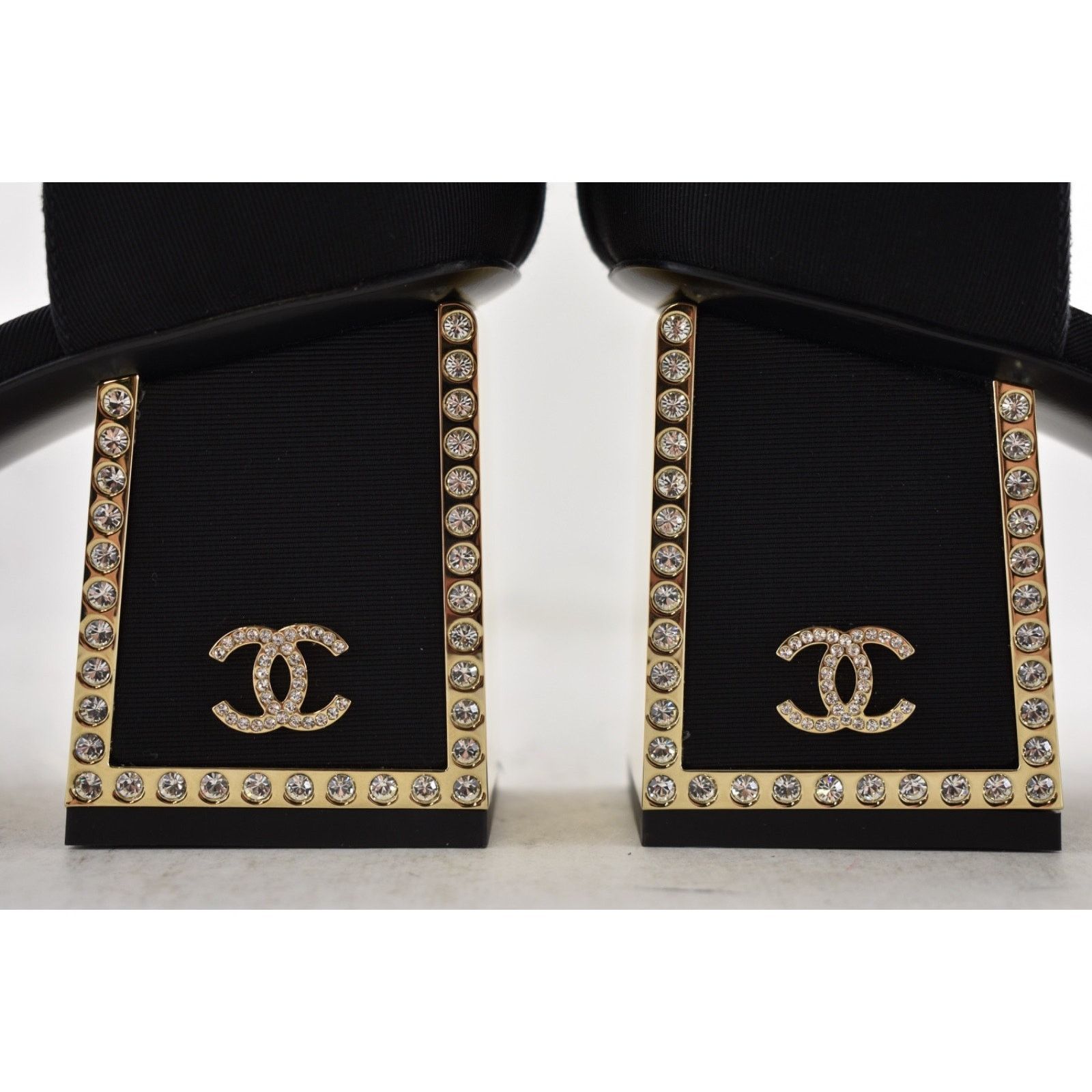 Chanel Chanel Black Crystal CC Gold Mary Jane Block Heel Pumps 40 Size US 10 / IT 40 - 20 Thumbnail
