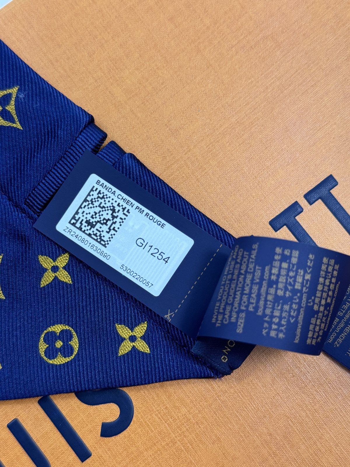 Louis Vuitton SILK DOG BANDANA GI1254 Size ONE SIZE - 6 Thumbnail