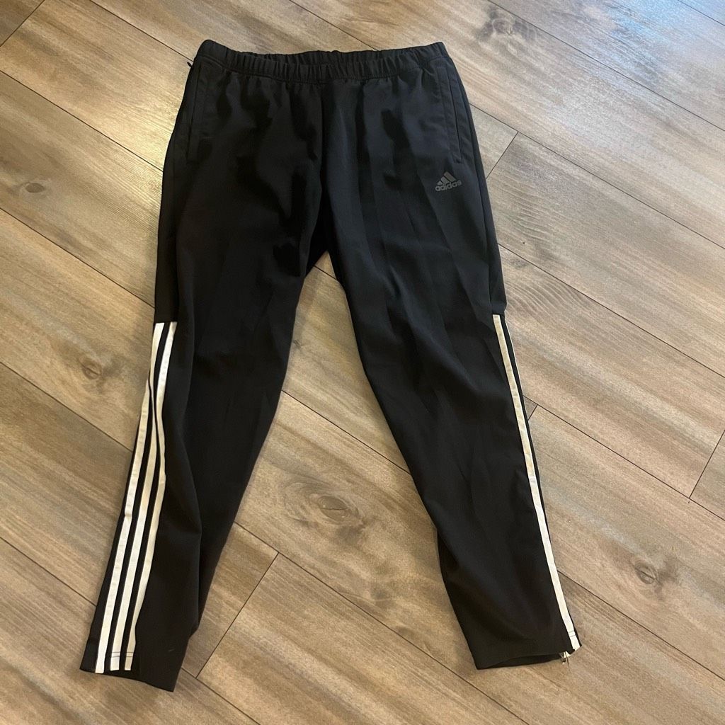 Adidas Adidas Black Athletic Workout Joggers Men Large Bin I-18 Size US 36 / EU 52 - 2 Thumbnail