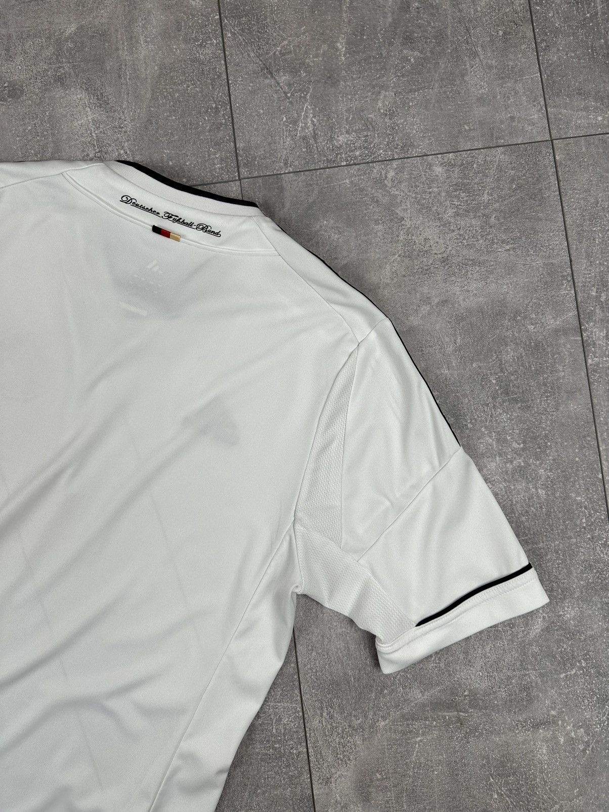 Adidas Adidas Deutscher Fussball Bund Home Soccer Football jersey Size US S / EU 44-46 / 1 - 14 Thumbnail