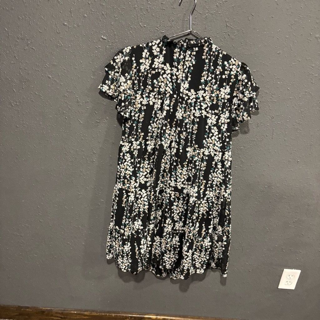 Shein SHEIN Black Floral Smocked Neck Babydoll Dress Size L / US 10 / IT 46 - 5 Thumbnail
