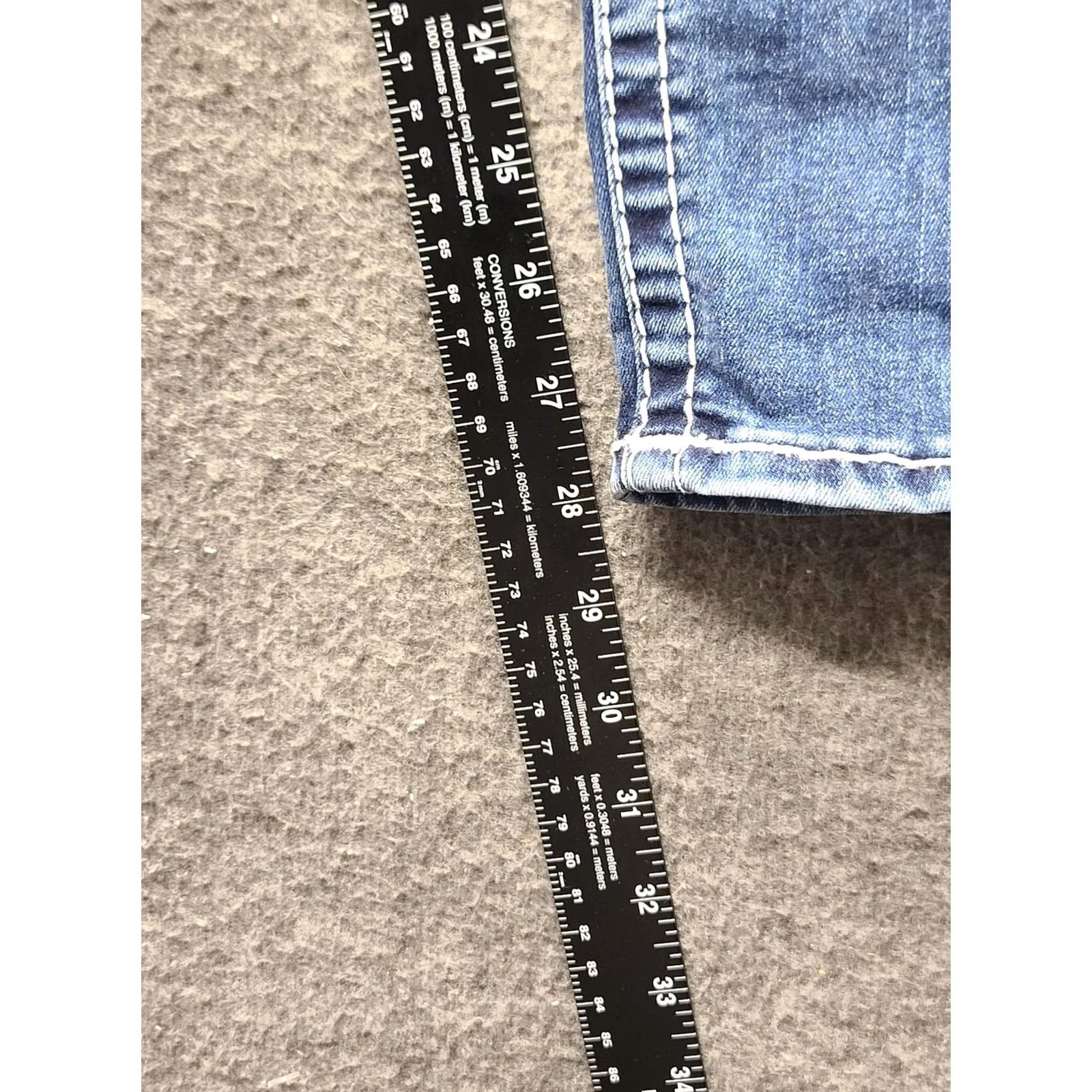 True Religion True Religion Jennie Big T Curvy Mid Rise Skinny Jeans Women 26x28 Blue Stretch Denim 5-Pocket Zipper Size 26" / US 2 / IT 38 - 7 Thumbnail