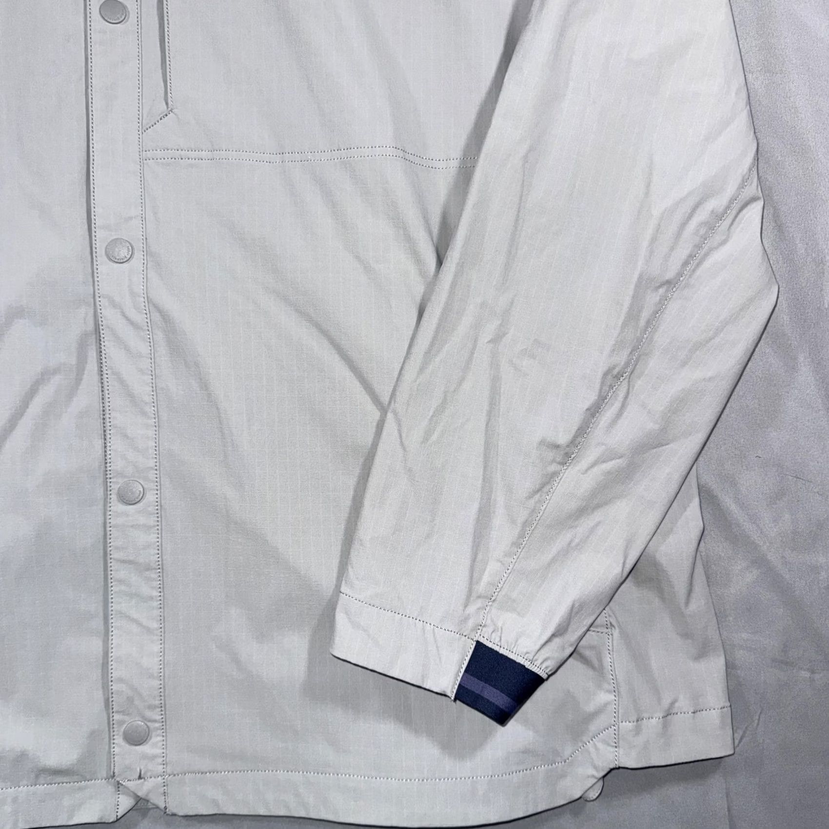 Vineyard Vines Vineyard Vines On The Go Overshirt Photo Ultimate Gray Men's 2XL Long Sleeve Snap Front Shirt Casual Size US XXL / EU 58 / 5 - 5 Thumbnail
