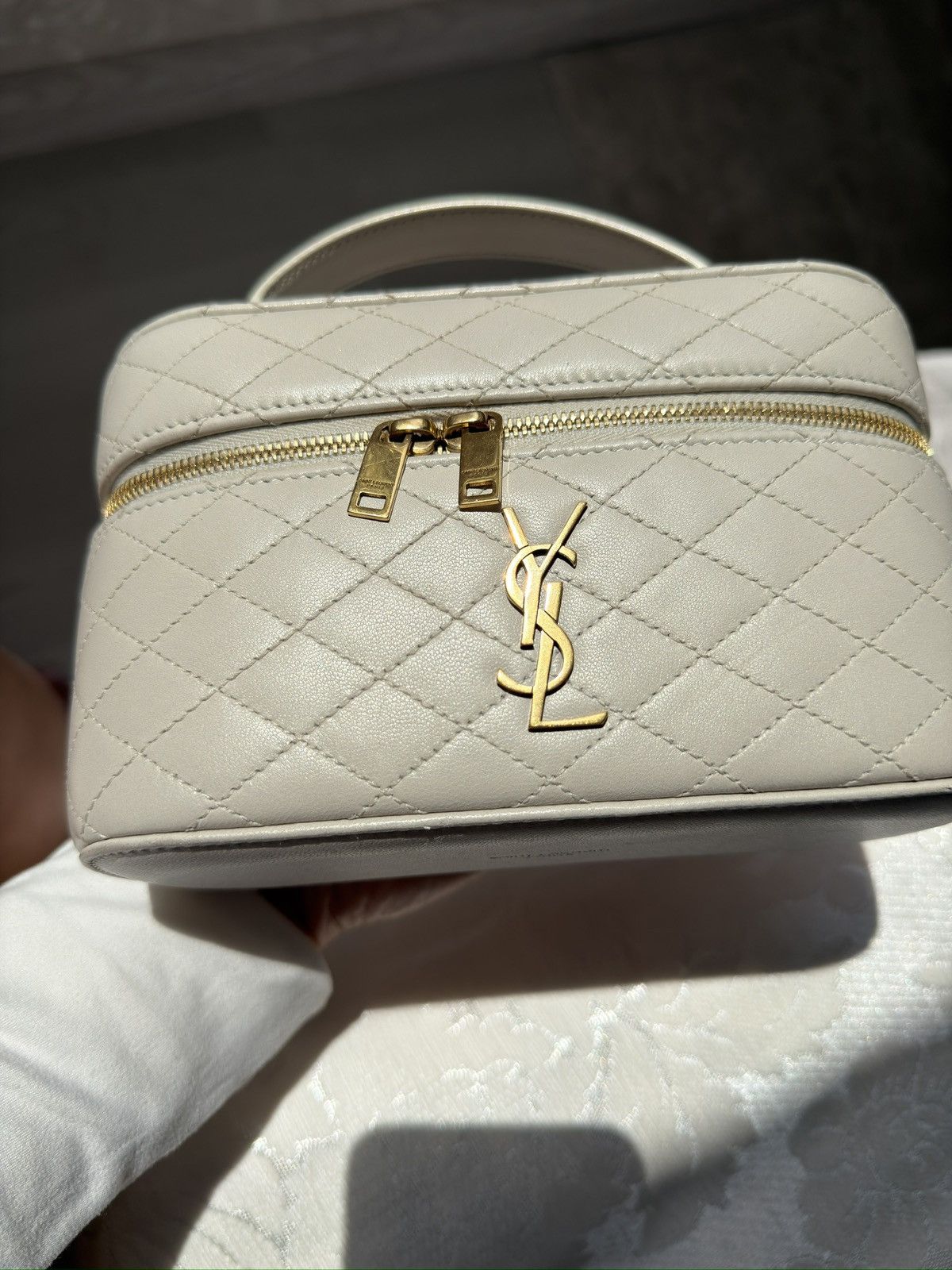 Yves Saint Laurent Saint Laurent Gaby Vanity Bag Off White Size ONE SIZE - 2 Thumbnail