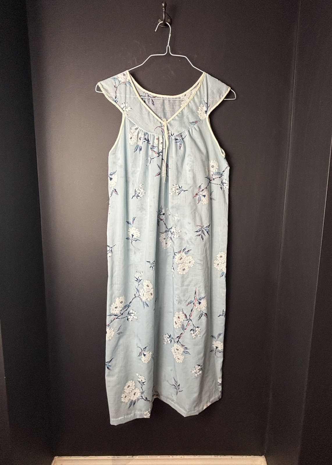 Vintage Vintage Night Gown Asian Floral Print 1970s Slip Dress Sleep Size ONE SIZE - 1 Thumbnail