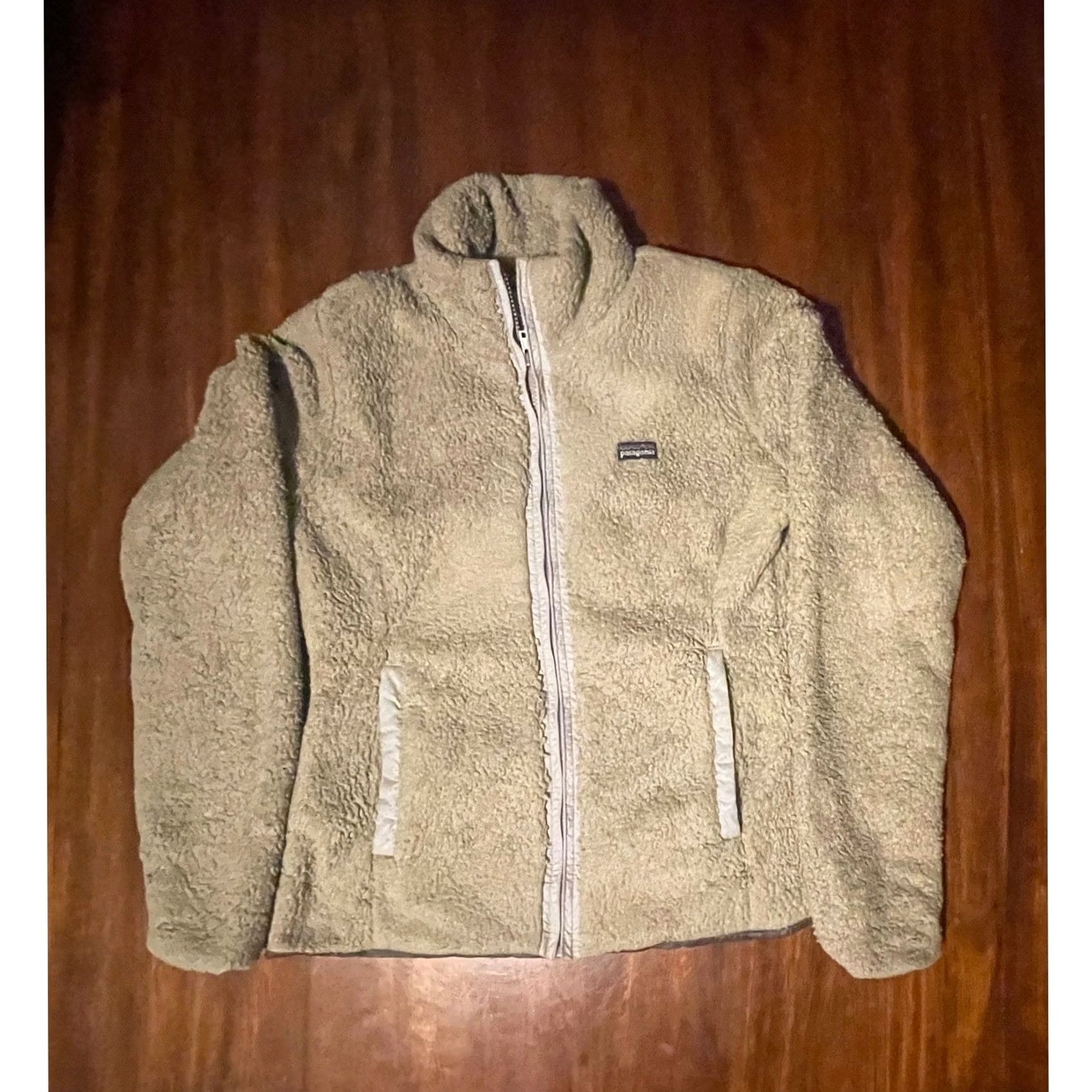 Patagonia Patagonia Fleece Jacket Women's M Beige Full Zip Up Sweater Soft Warm Outdoor Size M / US 6-8 / IT 42-44 - 5 Thumbnail