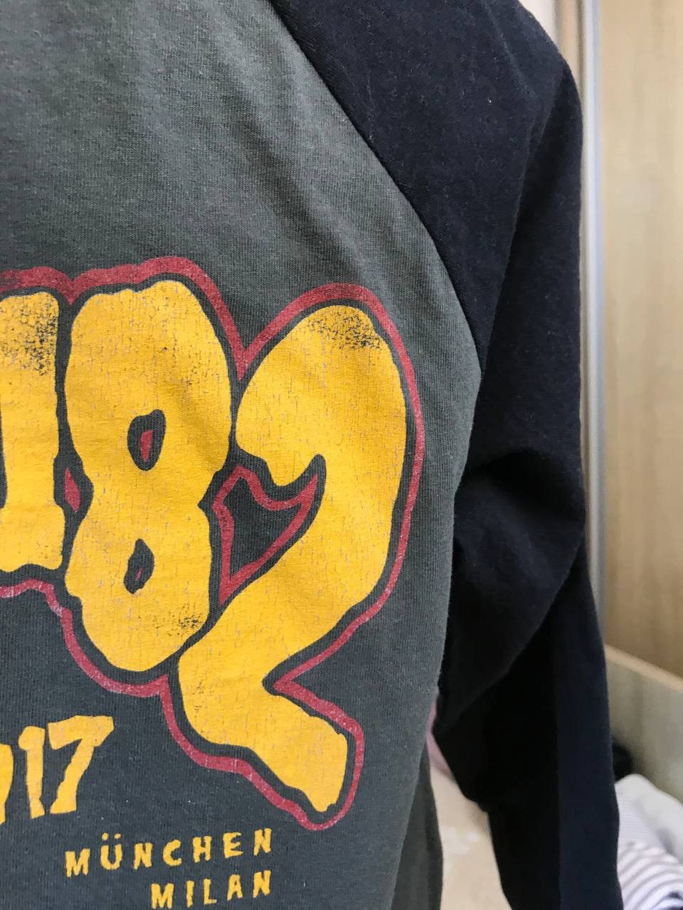 Band Tees 🔥 Blink 182 Crappy Punk Rock Tour 2017 Long Sleeve T Shirt Size US S / EU 44-46 / 1 - 7 Thumbnail