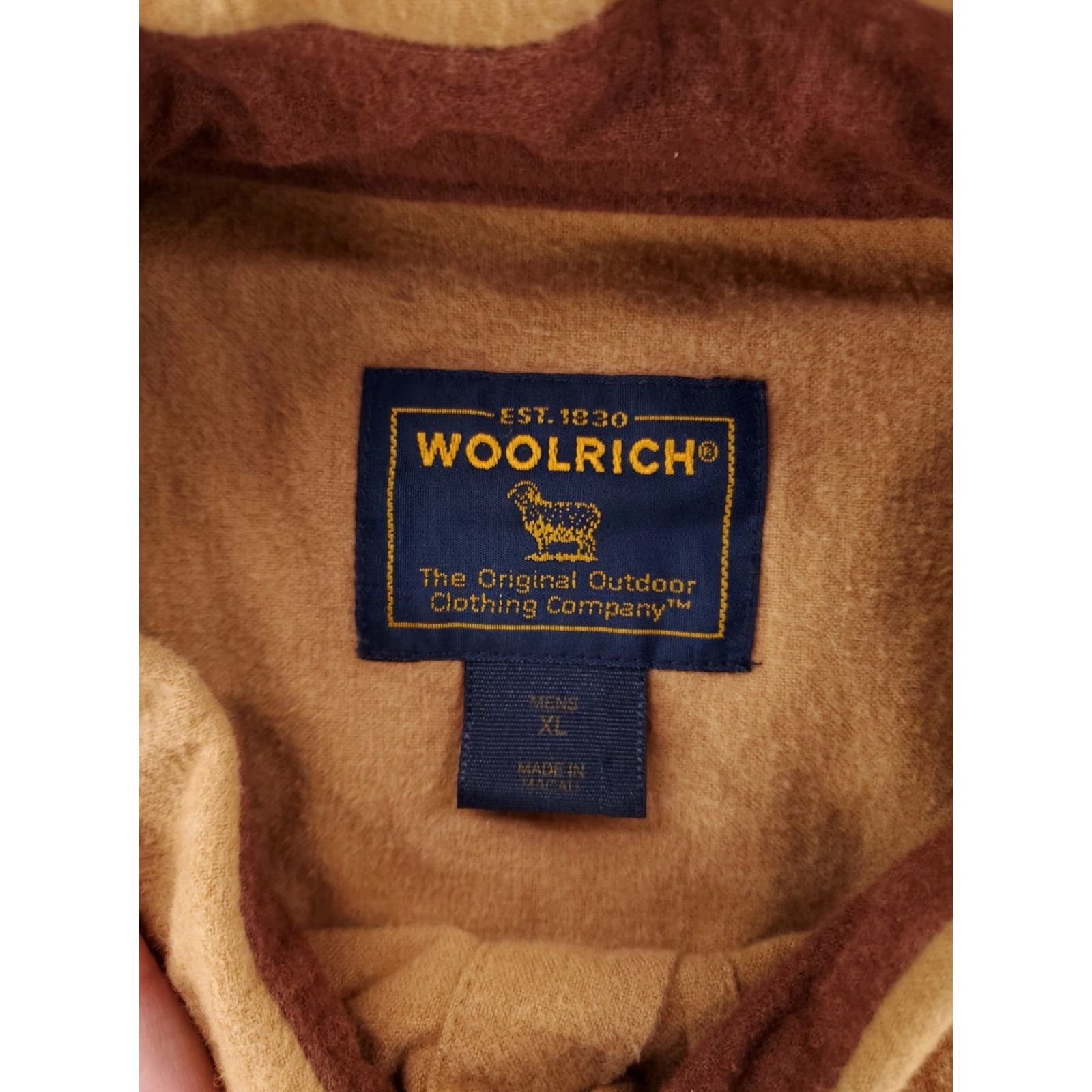 Vintage Woolrich Shirt Long Sleeve Button-Down Flannel Chamois Brown Tan Mens XL Size US XL / EU 56 / 4 - 2 Thumbnail