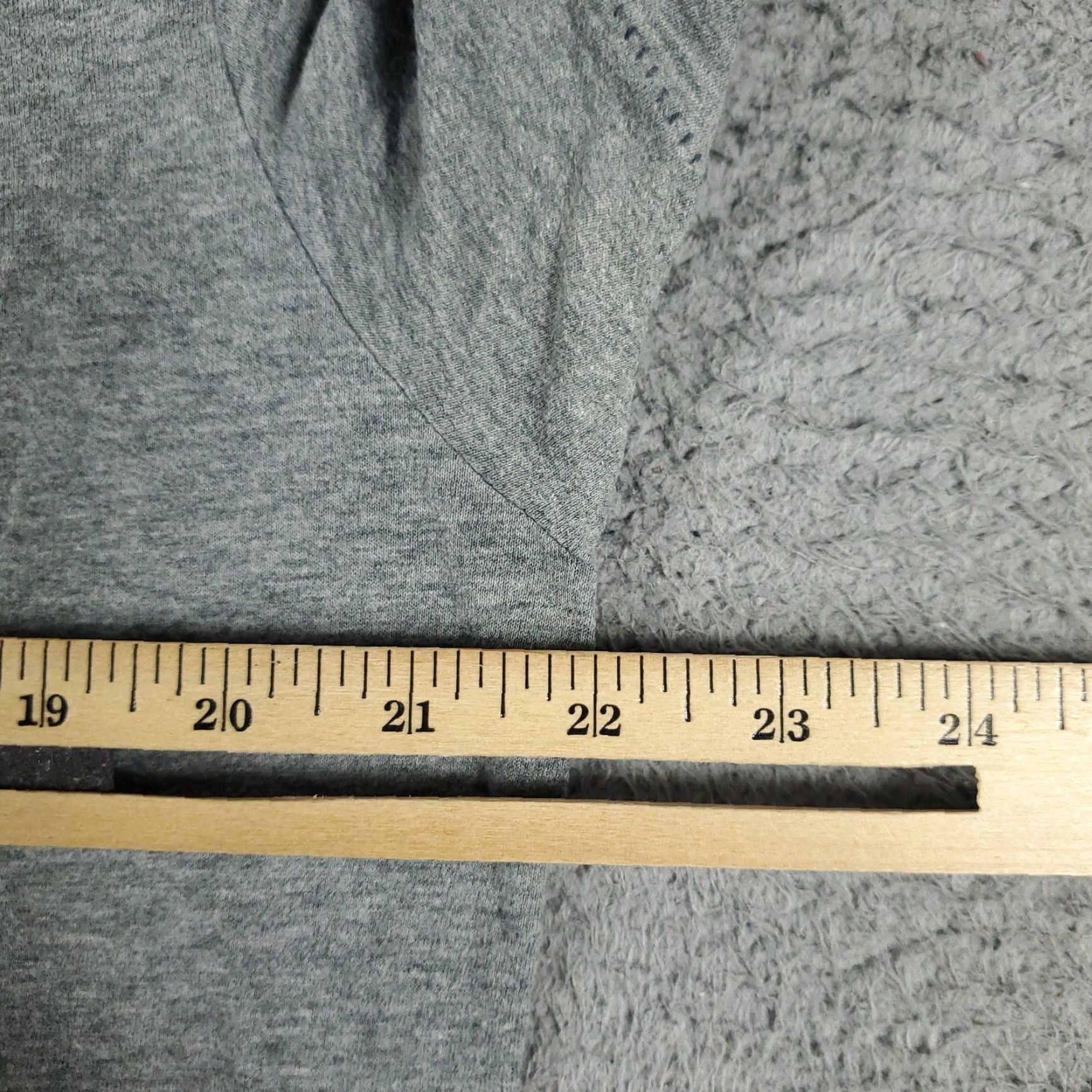 American Eagle Outfitters AMERICAN EAGLE OUTFITTERS T-Shirt Mens Large Gray Crew Neck Short Sleeve Cotton Logo Vintage? No – Regular Fit, Solid Pattern, All Seasons, Adult Mens Size US L / EU 52-54 / 3 - 7 Thumbnail