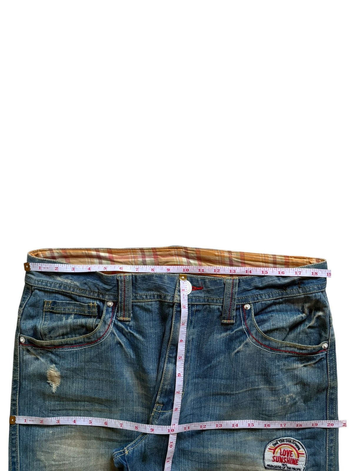 Japanese Brand Vintage Japanese Brand Faded Wash Surf Up Spell Out Jeans Size 38" / US 16 / IT 52 - 13 Thumbnail