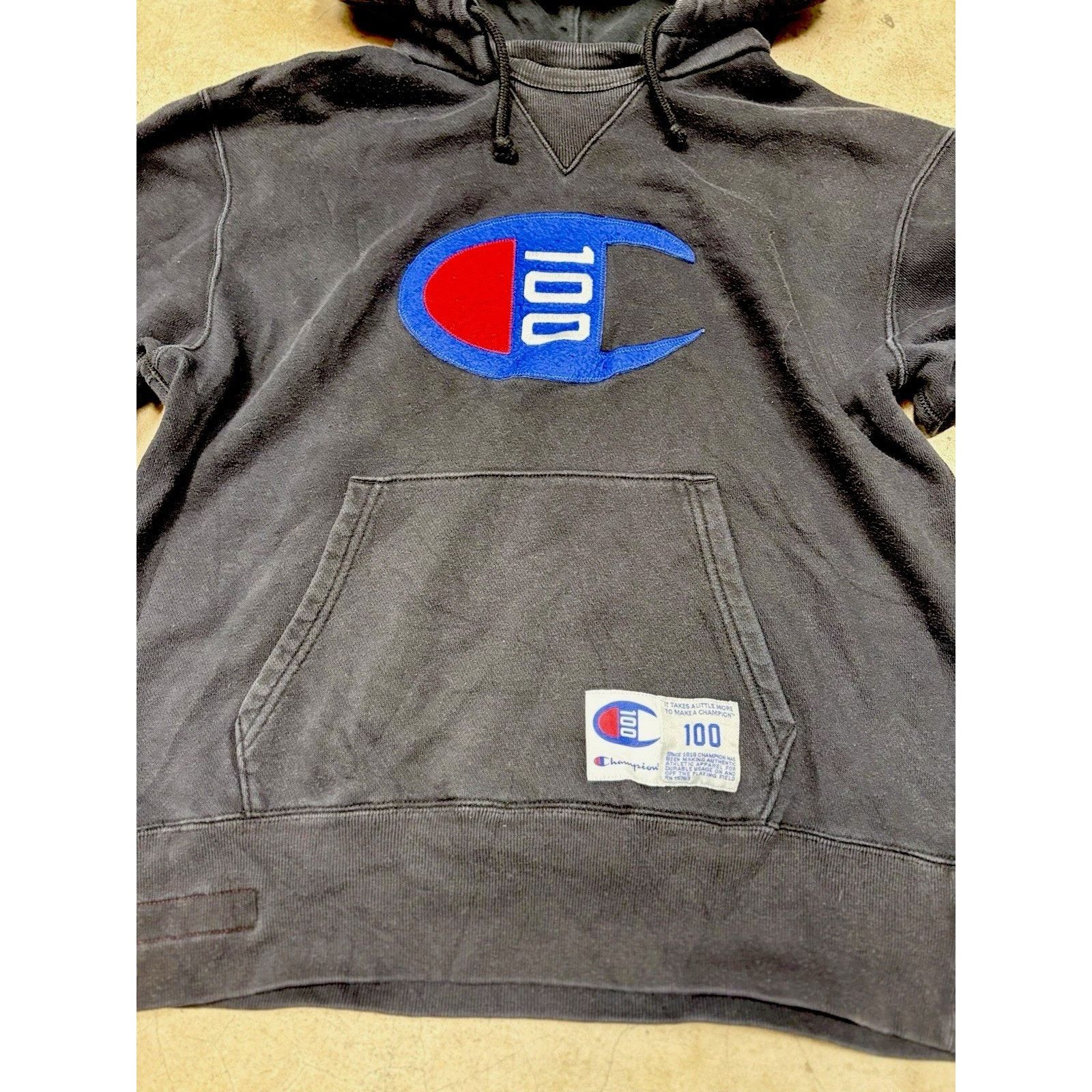 Champion Vintage x Streetwear x Champion 100 Hoodie Men Medium Black Size US M / EU 48-50 / 2 - 3 Thumbnail