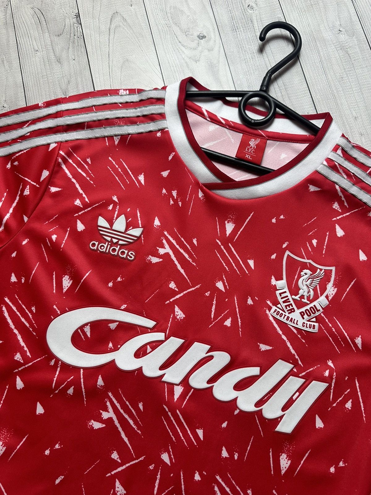 Vintage Vintage Liverpool soccer jersey size XL red Size US XL / EU 56 / 4 - 4 Thumbnail