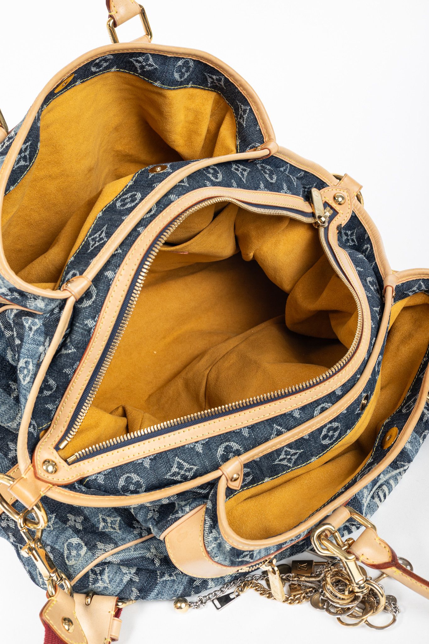 Louis Vuitton Louis Vuitton Cabas Raye GM Monogram Denim Cruise Bag Size ONE SIZE - 15 Thumbnail