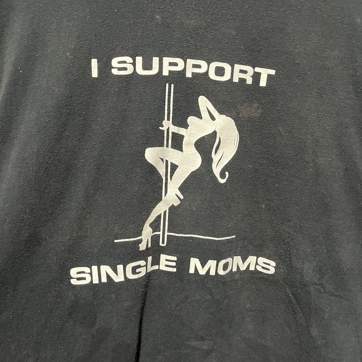 Vintage Crazy Vintage I Support Single Moms Sex Pornstar Humor Tee Size US XXL / EU 58 / 5 - 4 Thumbnail