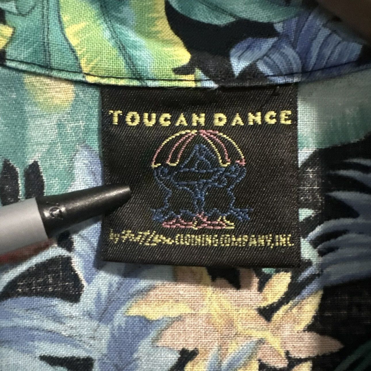 Vintage Vintage Toucan Dance Hawaiian Shirt Tropical Bird AOP Button Size US M / EU 48-50 / 2 - 3 Thumbnail