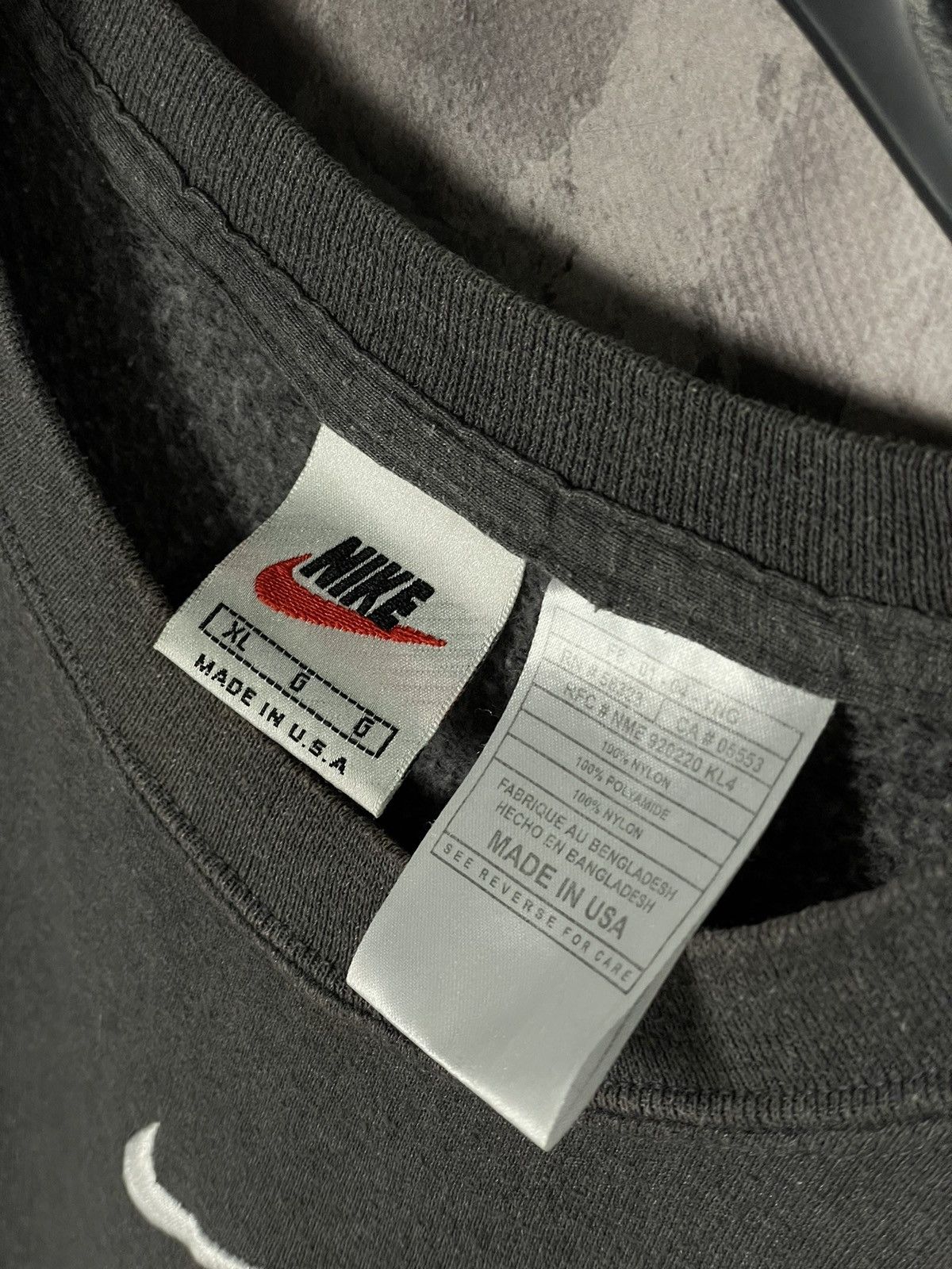 Nike × Vintage 00s Vintage Nike Center Swoosh Logo Oversized Sweatshirt Size US XL / EU 56 / 4 - 8 Thumbnail