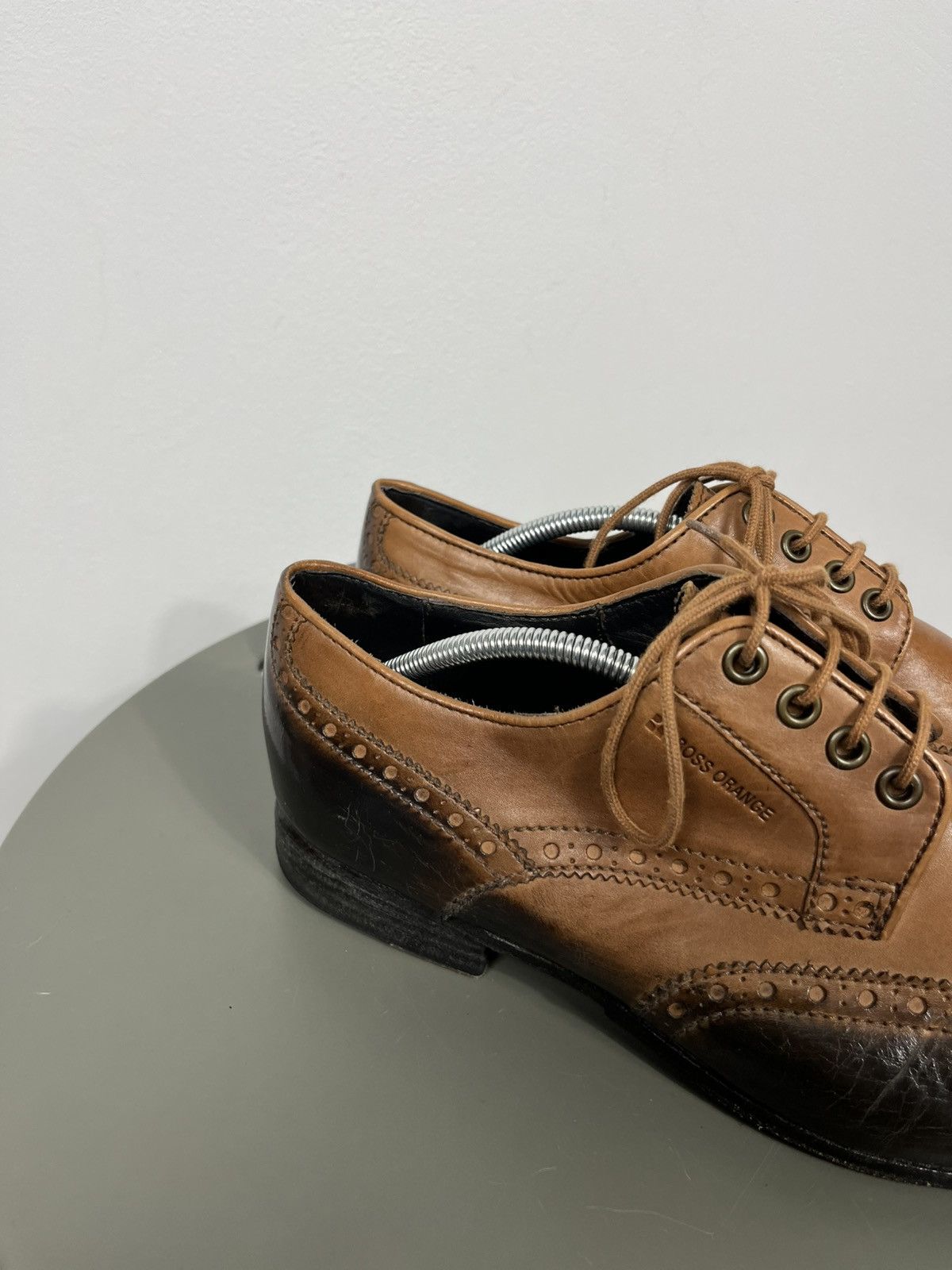 Hugo Boss BOSS Orange Leather Brogue Shoes Two Tone EU 40 Size US 6 / EU 39 - 3 Thumbnail