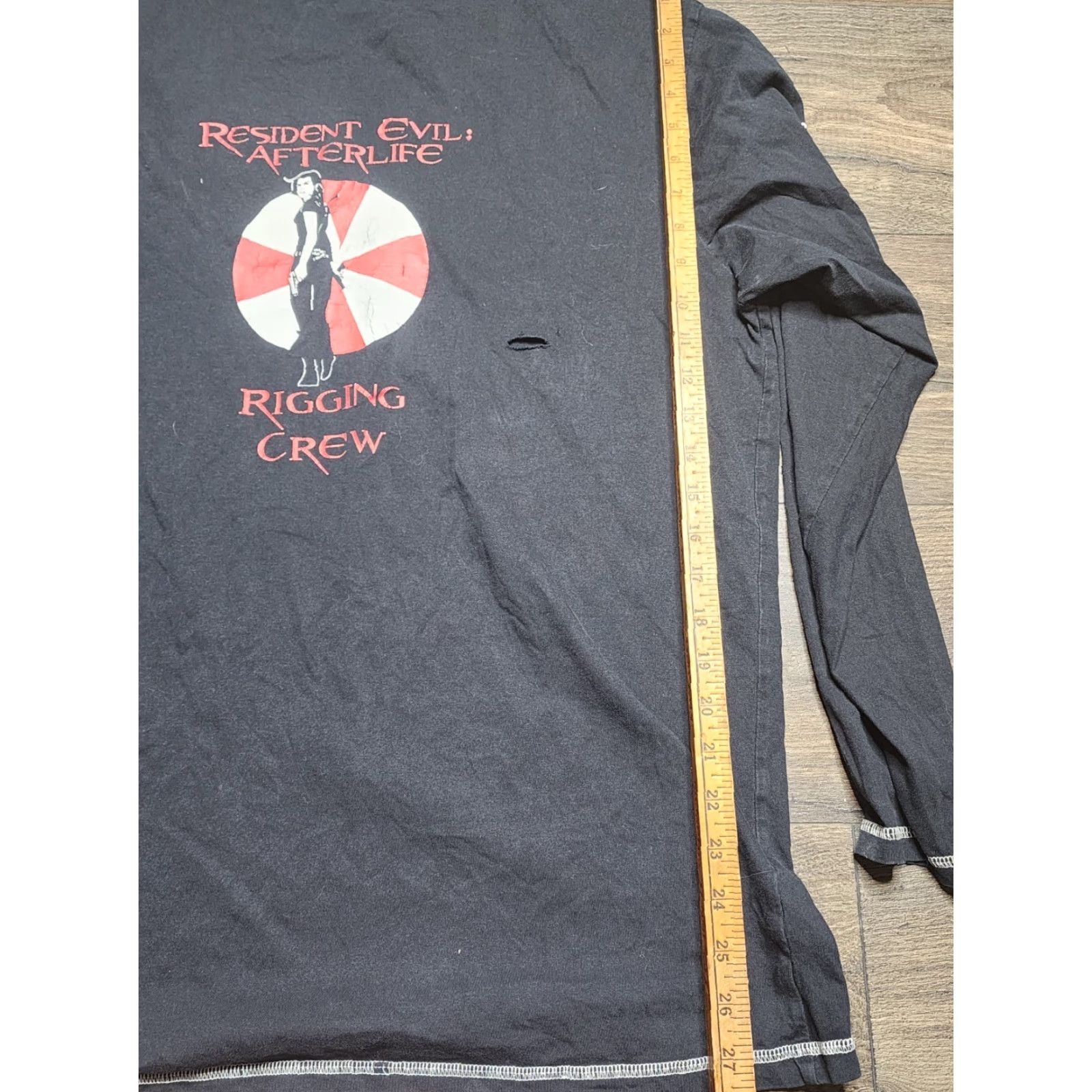 Vintage VINTAGE Resident Evil Afterlife Logo T-Shirt Men 2XL Black Horror Movie Game Graphic Size US XXL / EU 58 / 5 - 2 Thumbnail