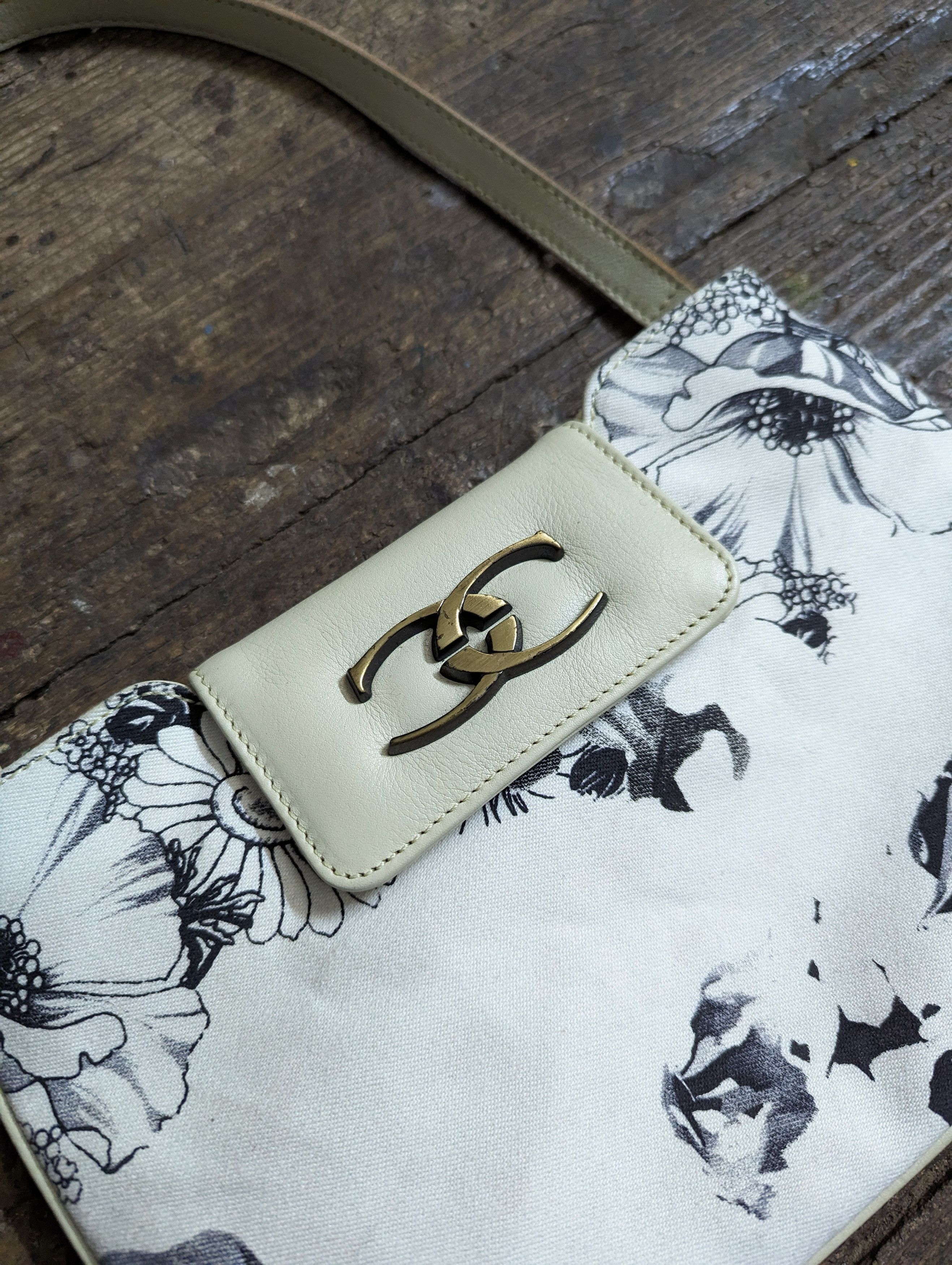 Just Cavalli 00s Just Cavalli Floral Pattern Clutch Mini Bag Size ONE SIZE - 2 Thumbnail